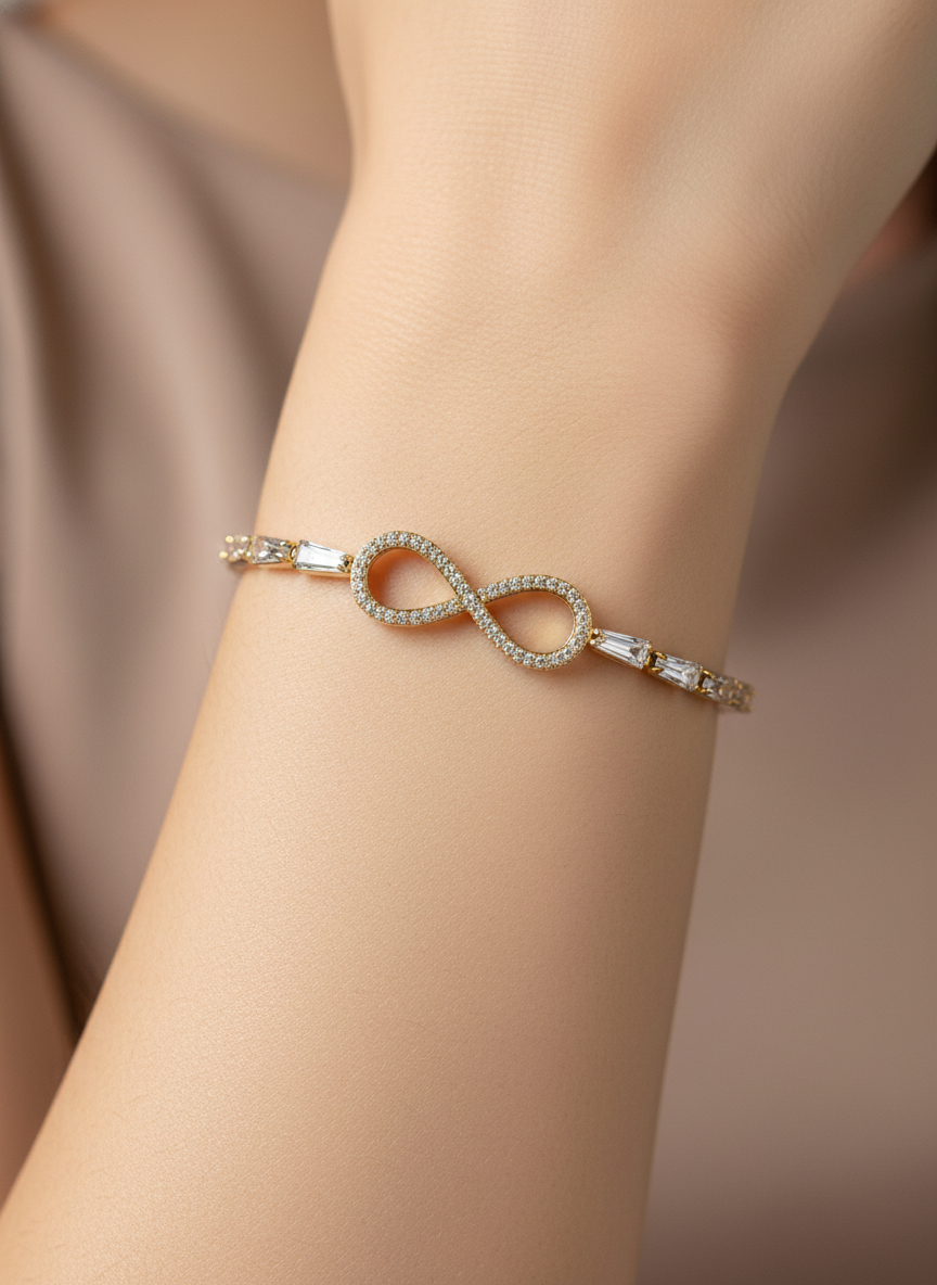 BRZ Collection Altın Renk Infinity Taşlı Zarif Bileklik - Ayarlanabilir, Şık ve Işıltılı