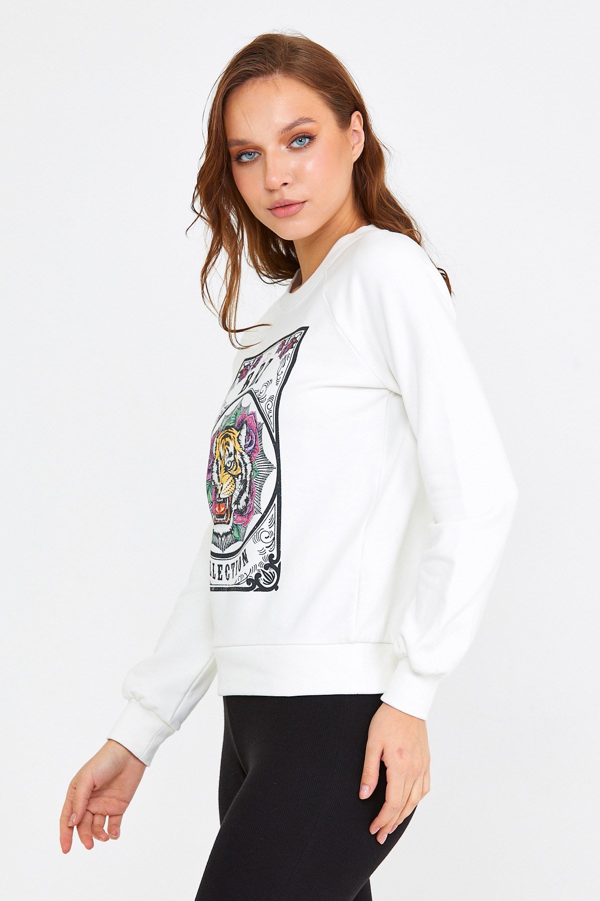 BRZ Collection Women's Sweatshirt
