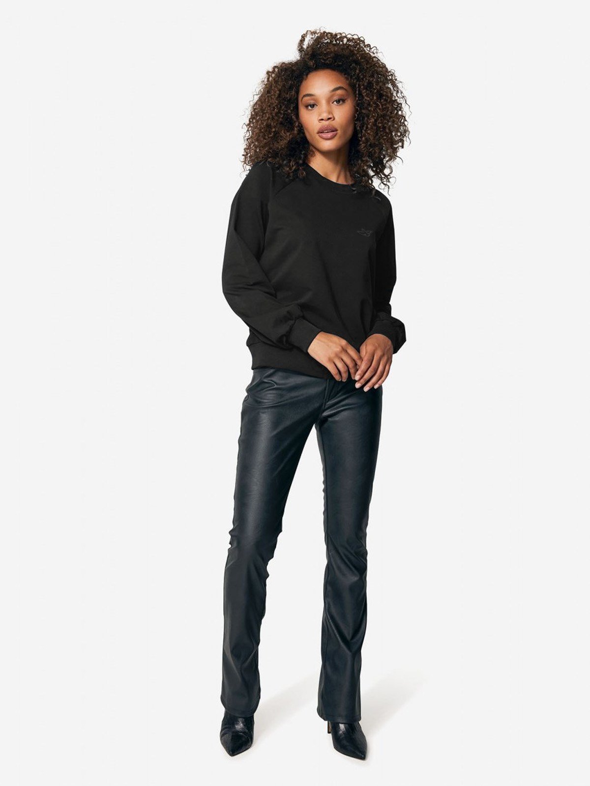 BRZ Collection Women's Sweatshirt