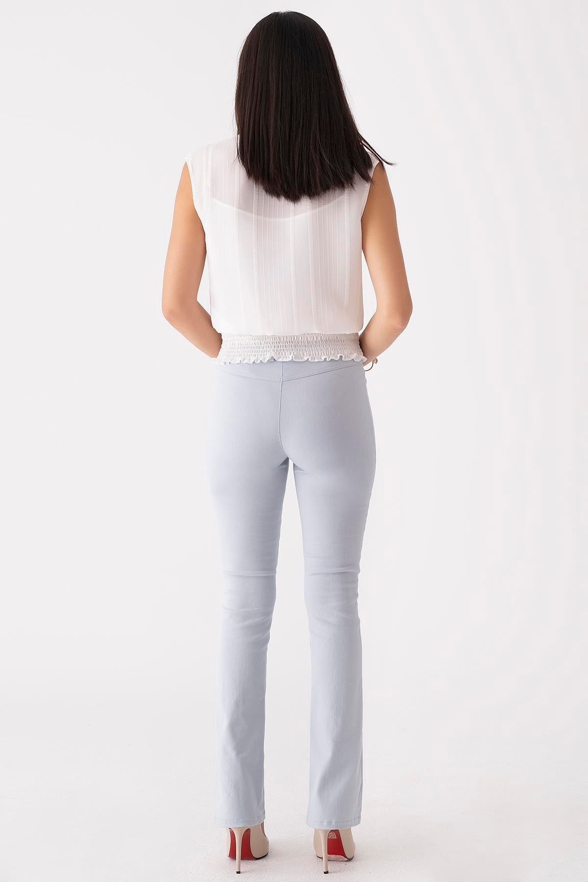 Logolu Cep Detaylı Pantolon