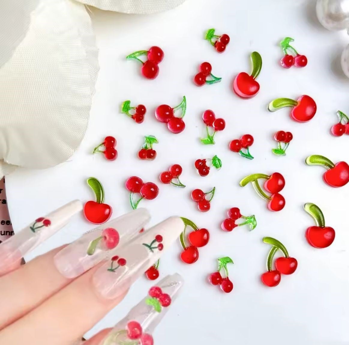 Kirazlı Tırnak Charm Seti