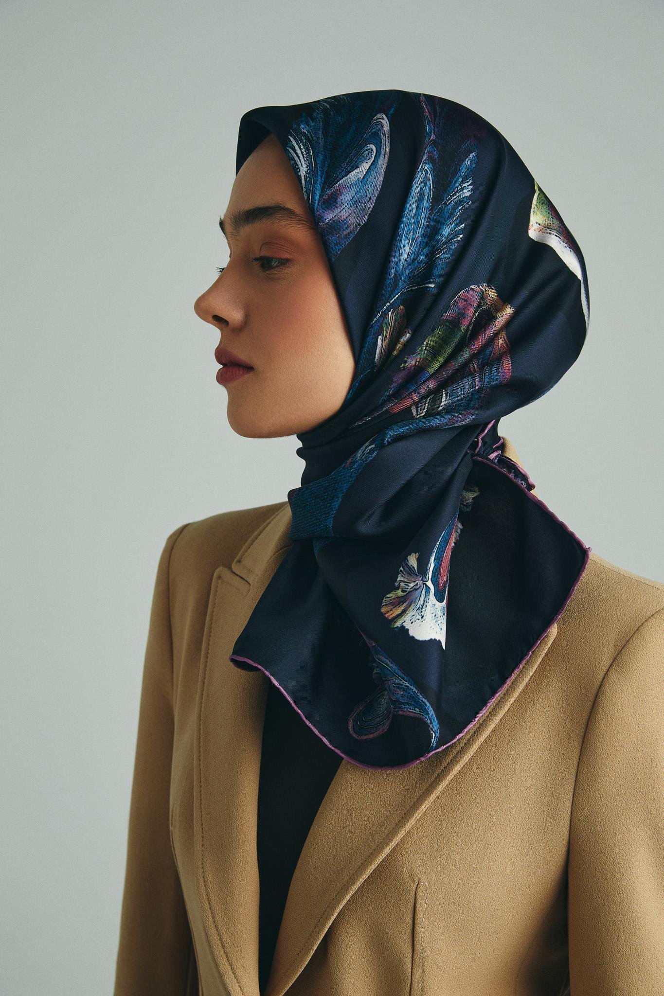 ANİ TİVİL İPEK EŞARP 90*90 CM - LACİVERT