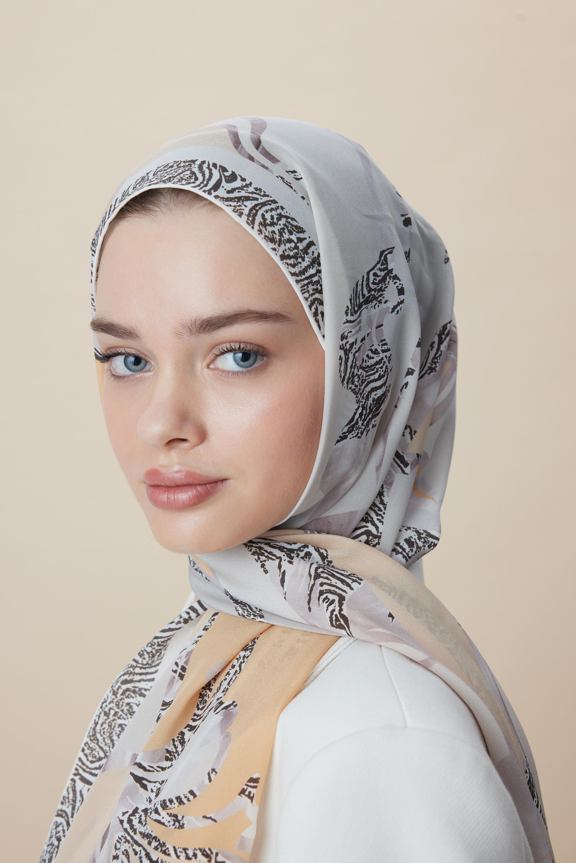 AYÇIL KREP İPEK ŞAL 70*190 CM - AÇIK BEJ