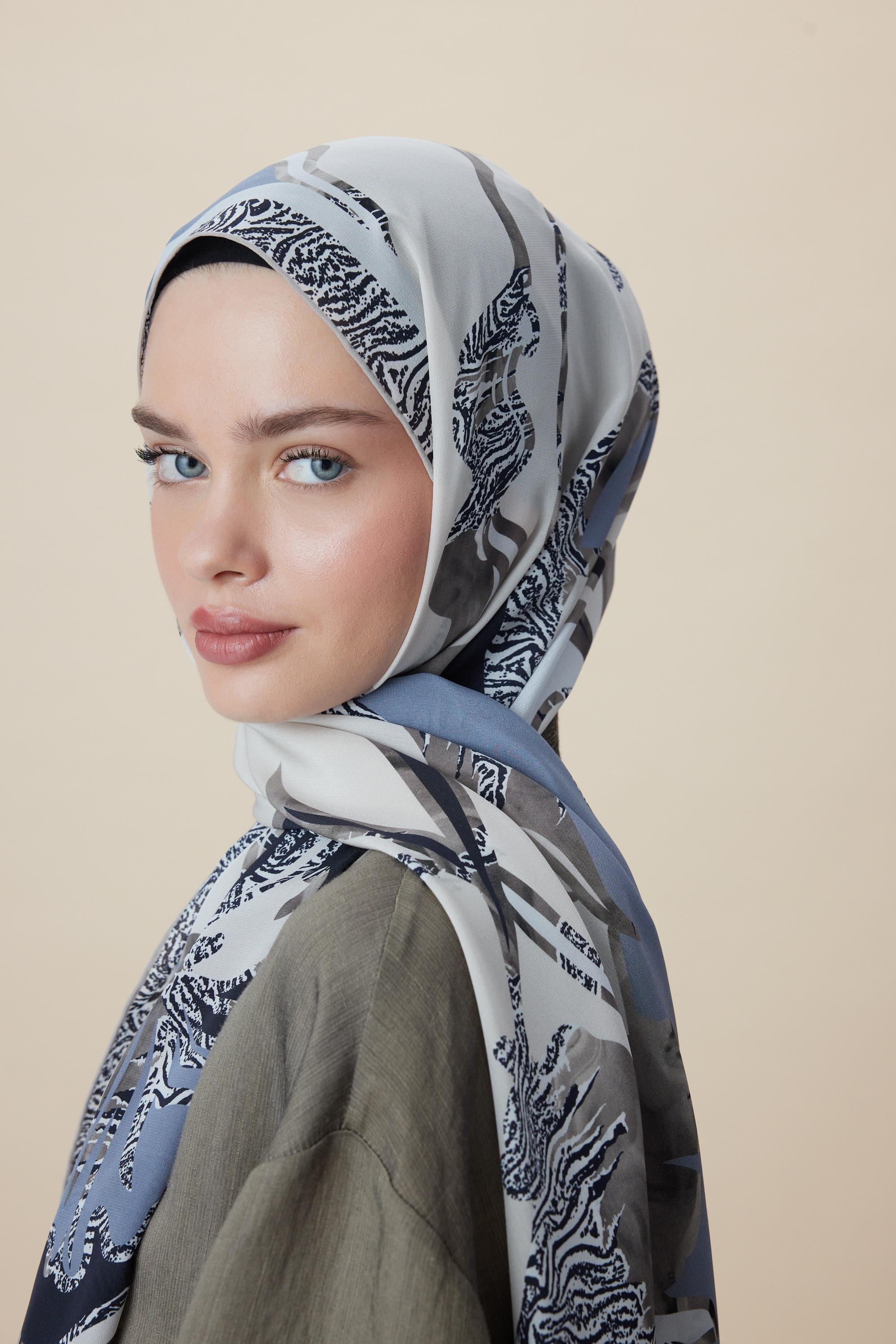 AYÇIL KREP İPEK ŞAL 70*190 CM - GRİ