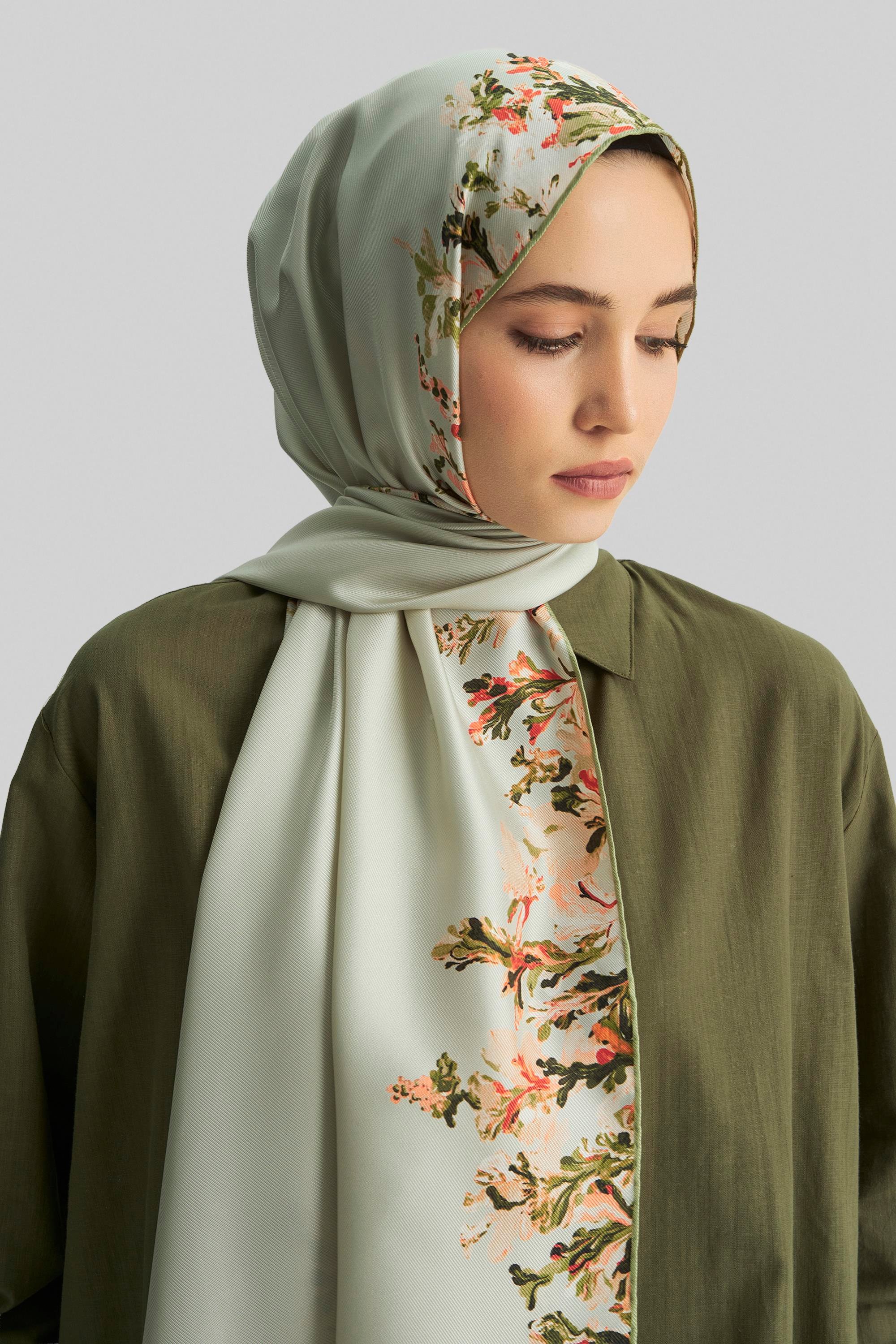 BURCU MULBERRY İPEK ŞAL 70*190 CM - YEŞİL