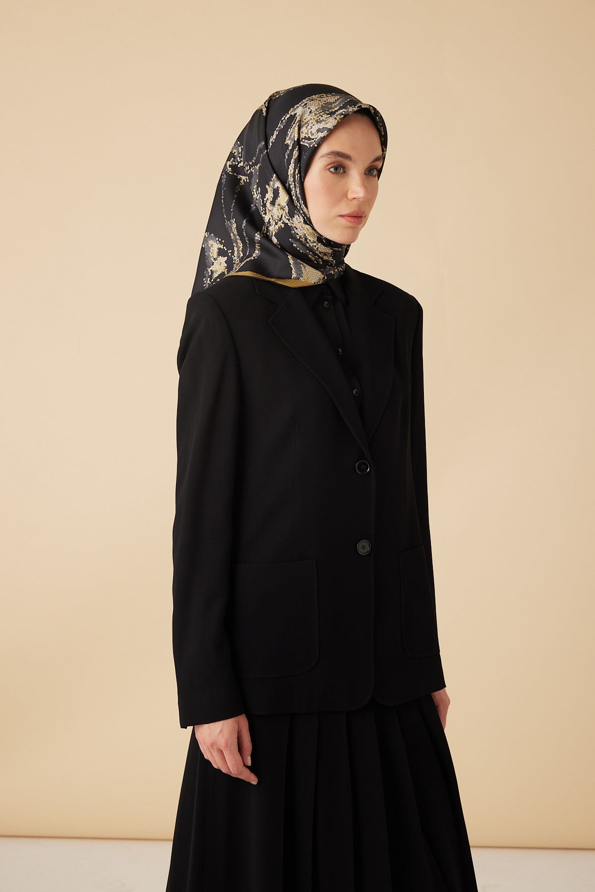 CEVLAN MULBERRY İPEK EŞARP 90*90 CM - GOLD SİYAH