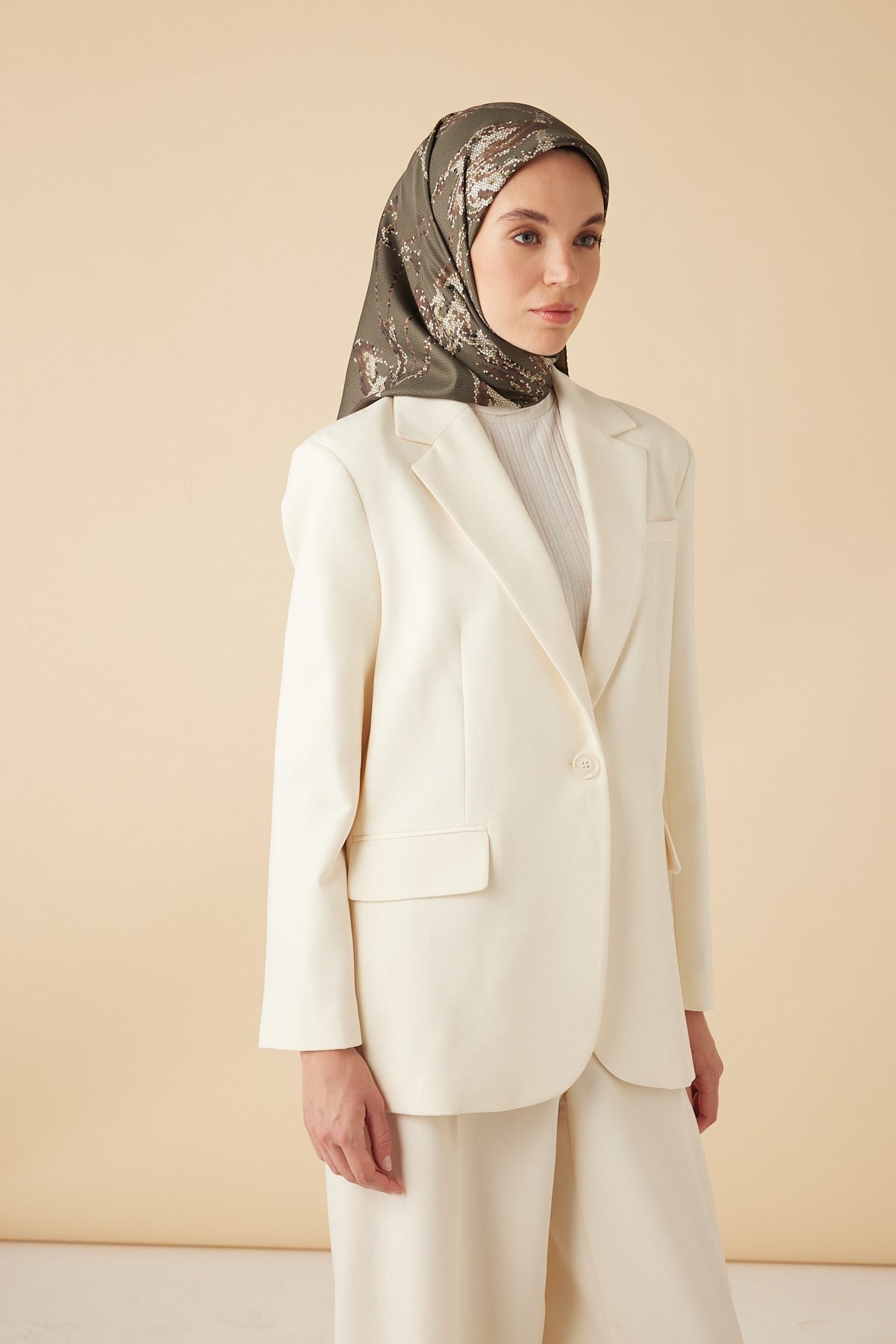 CEVLAN MULBERRY İPEK EŞARP 90*90 CM - ZEYTİN YEŞİLİ