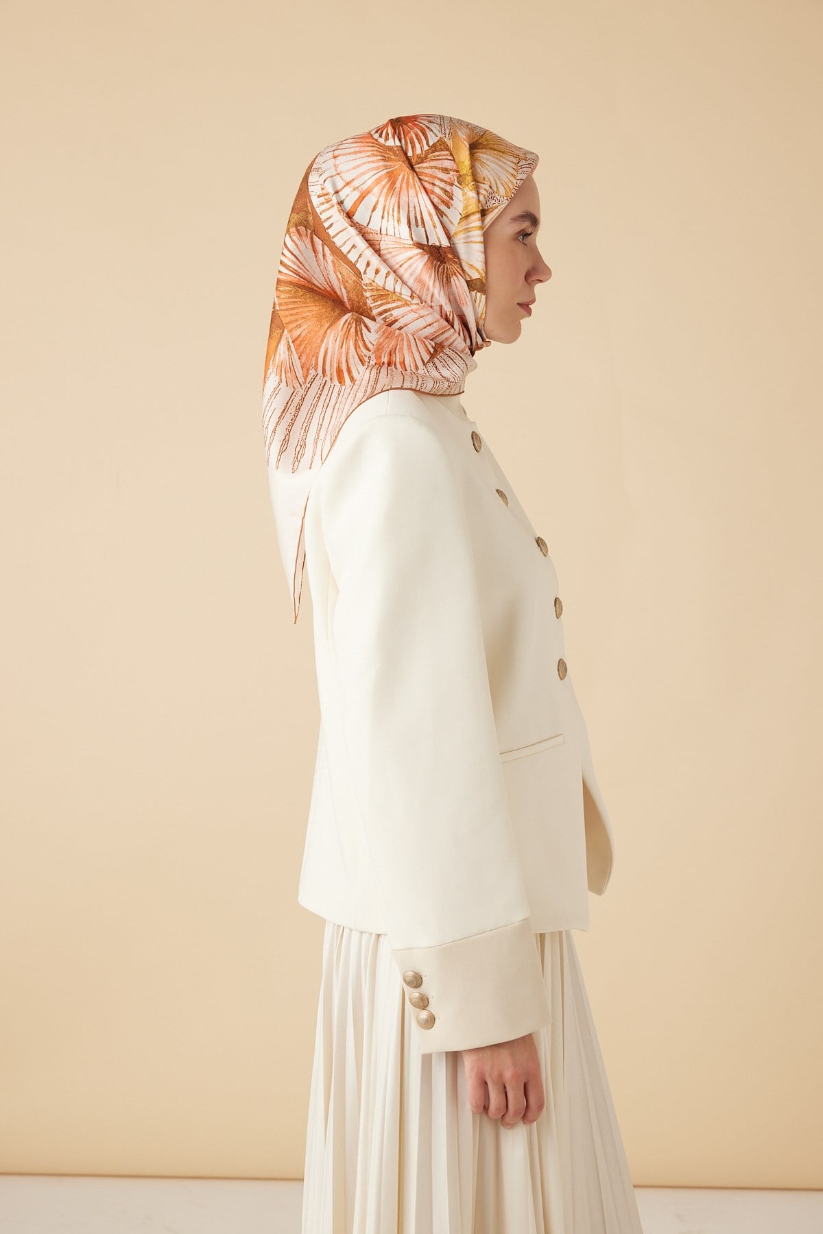 DEVRAN TİVİL İPEK EŞARP 90*90 CM - KREM