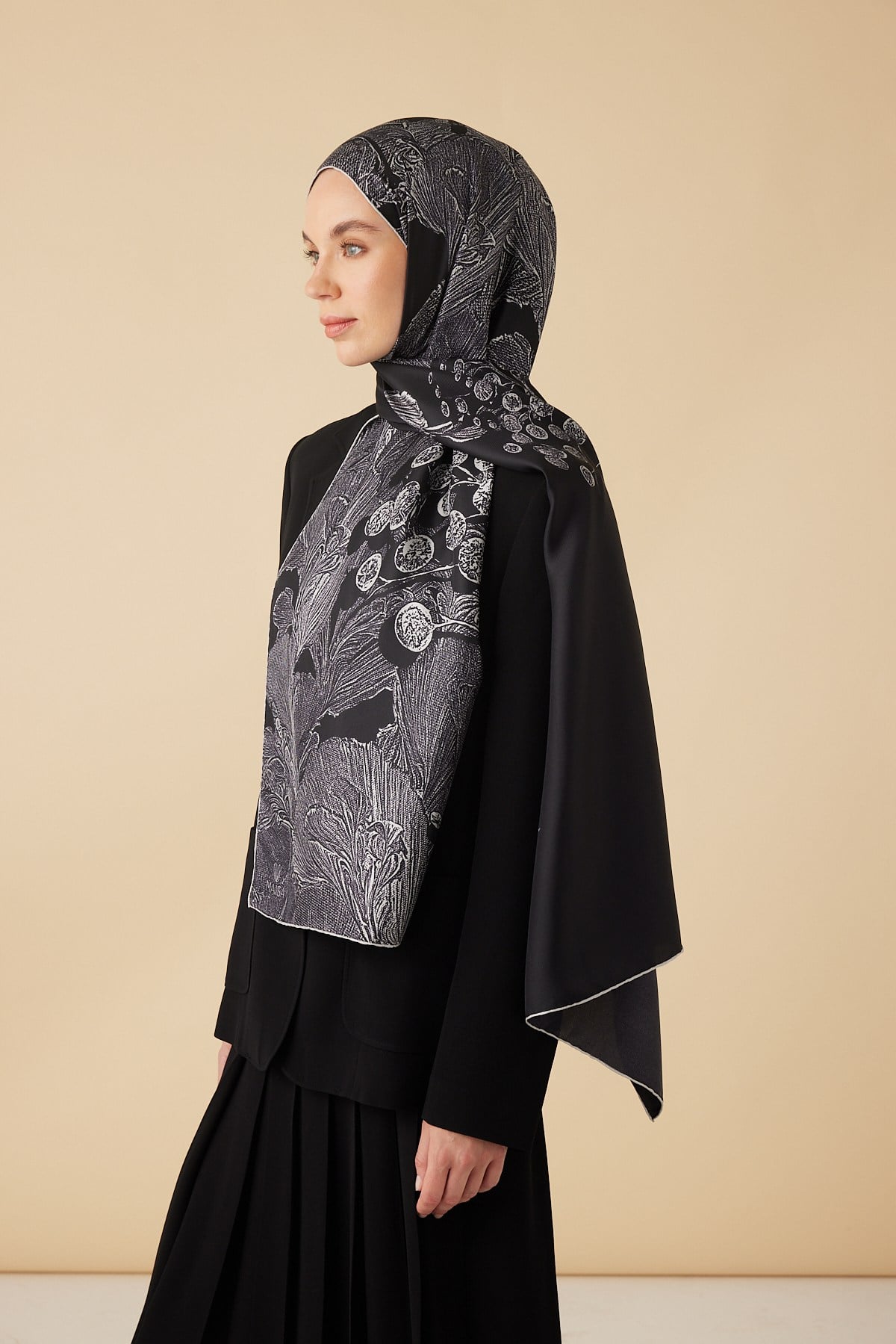 EFNA MULBERRY İPEK ŞAL 70*190 CM - SİYAH