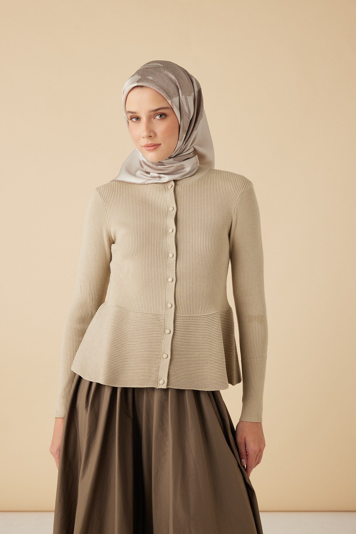 FERYA MULBERRY İPEK EŞARP 90*90 CM - BEJ