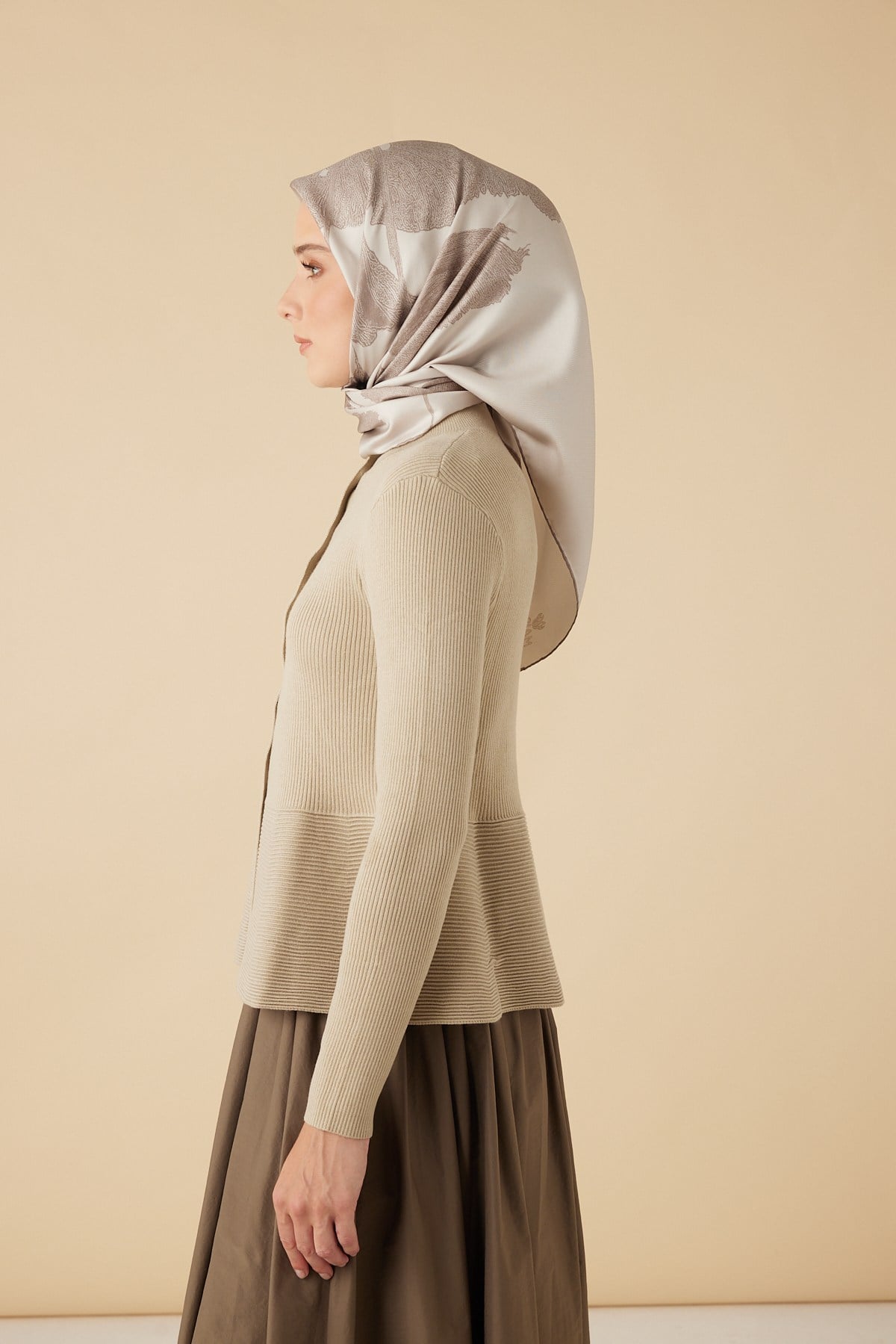 FERYA MULBERRY İPEK EŞARP 90*90 CM - BEJ