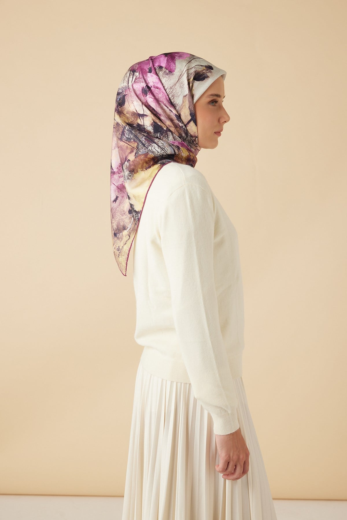 GELİNCİK TİVİL İPEK EŞARP 90*90 CM - FUŞYA