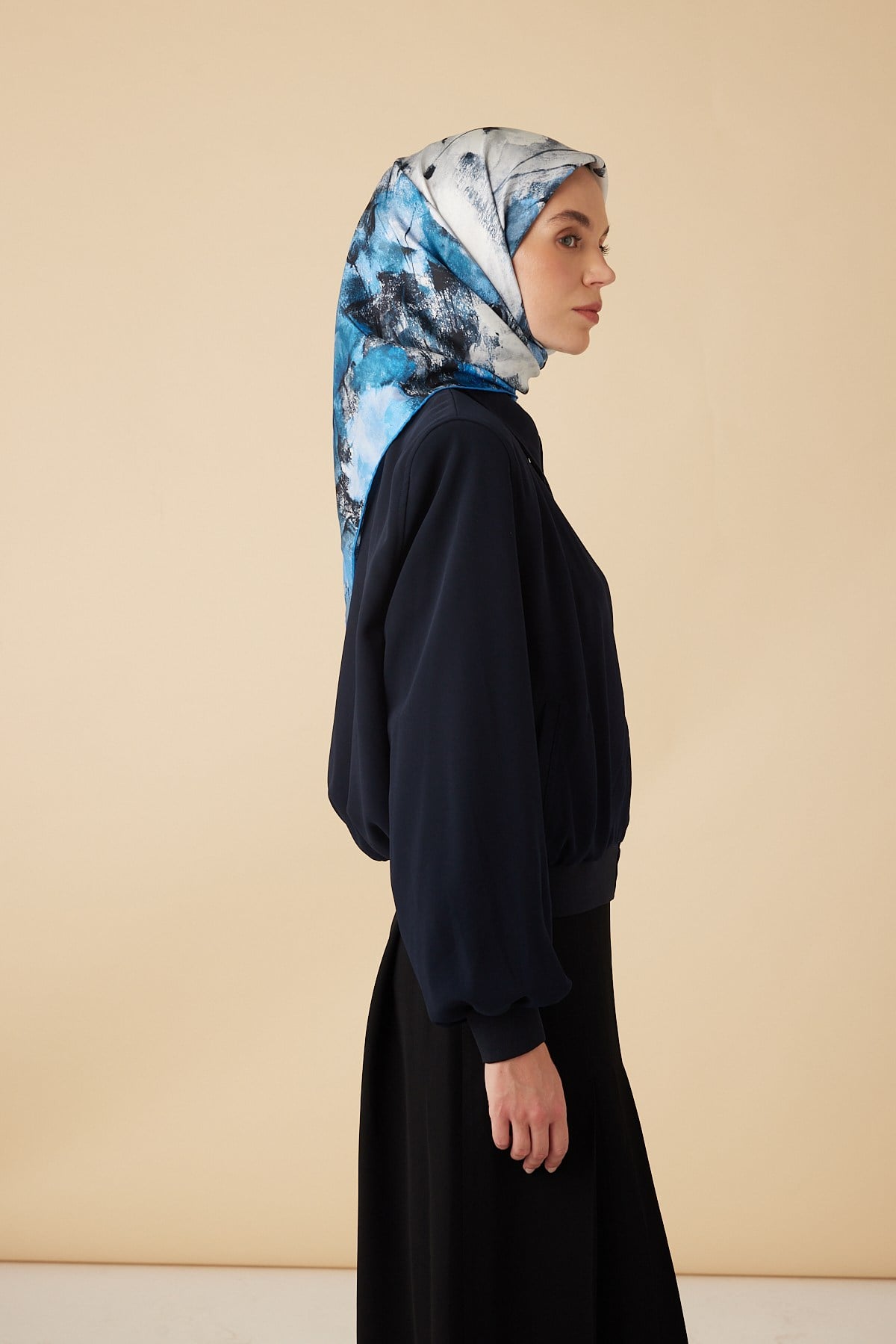 GELİNCİK TİVİL İPEK EŞARP 90*90 CM - MAVİ