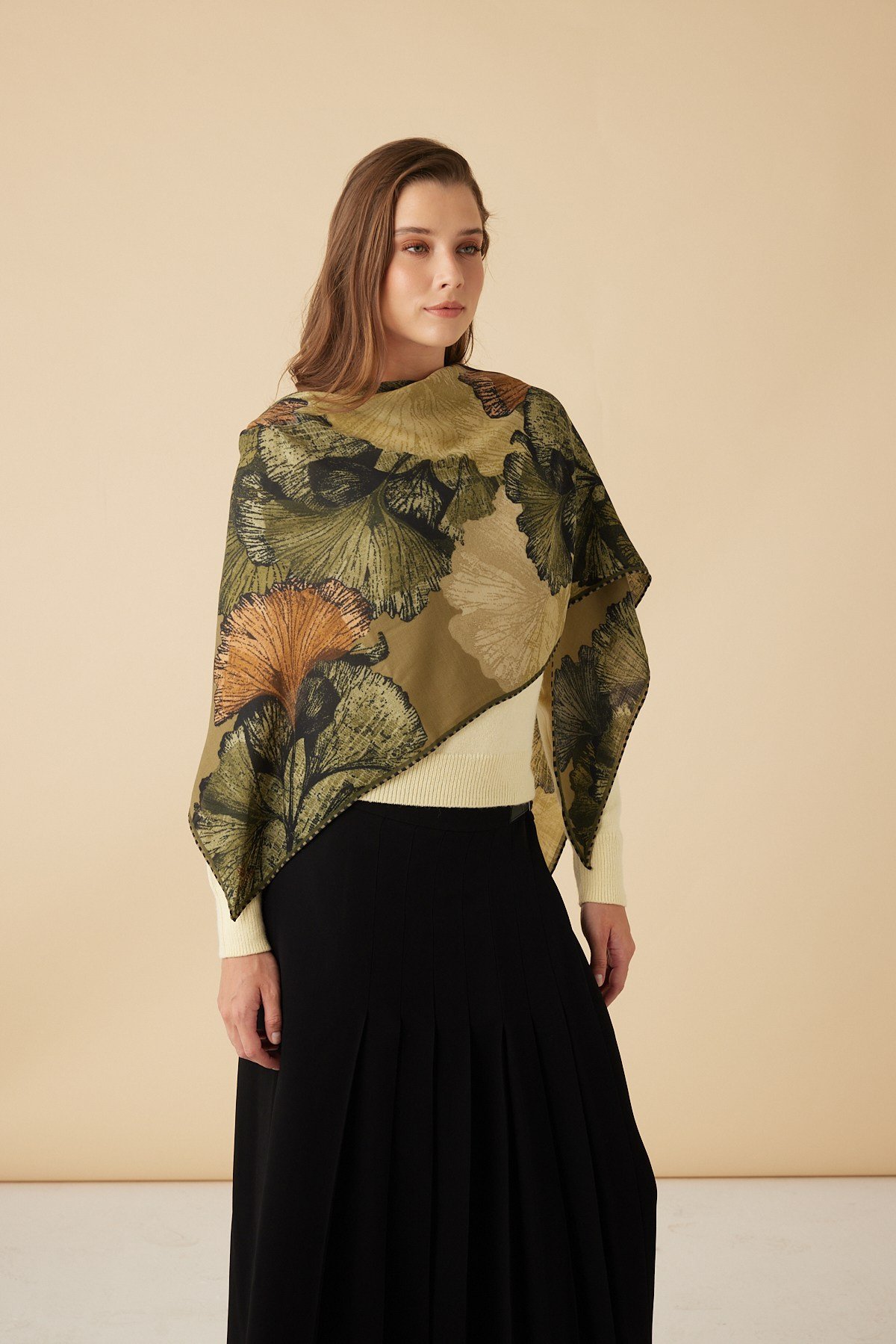 GİNKO YÜN ÜÇGEN ŞAL 140*140/2 CM - HAKİ