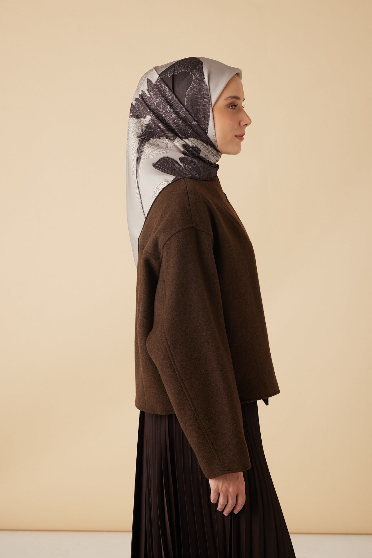 HALE TİVİL İPEK EŞARP 90*90 CM - EKRU KAHVE