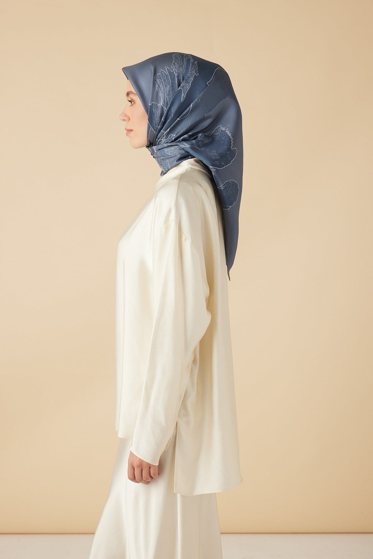 HALE TİVİL İPEK EŞARP 90*90 CM - İNDİGO