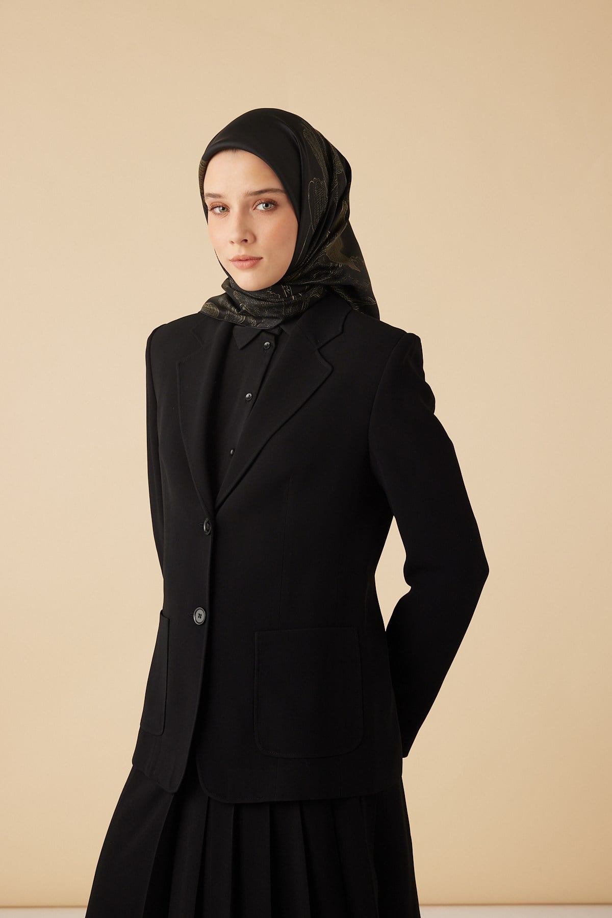 HALE TİVİL İPEK EŞARP 90*90 CM - KOYU HAKİ