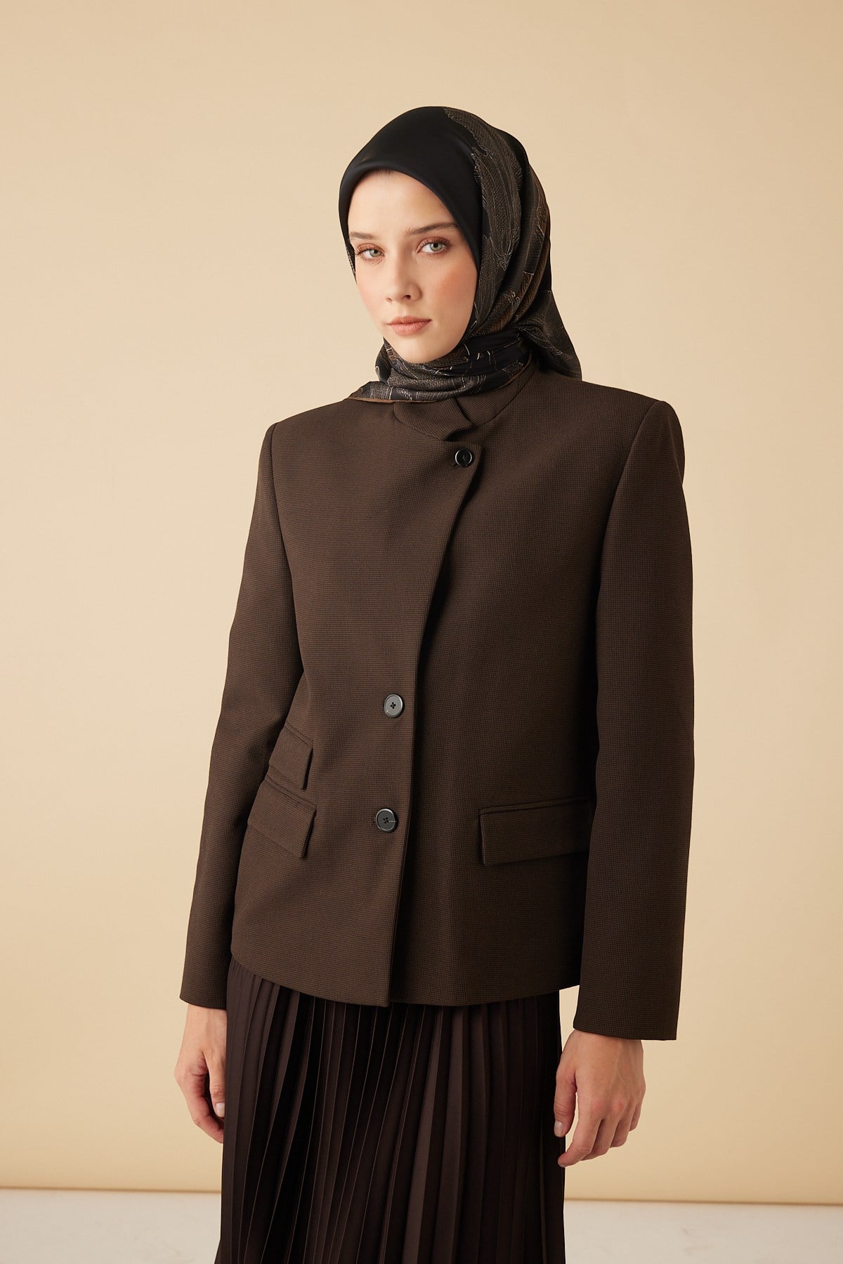 HALE TİVİL İPEK EŞARP 90*90 CM - KOYU KAHVERENGİ