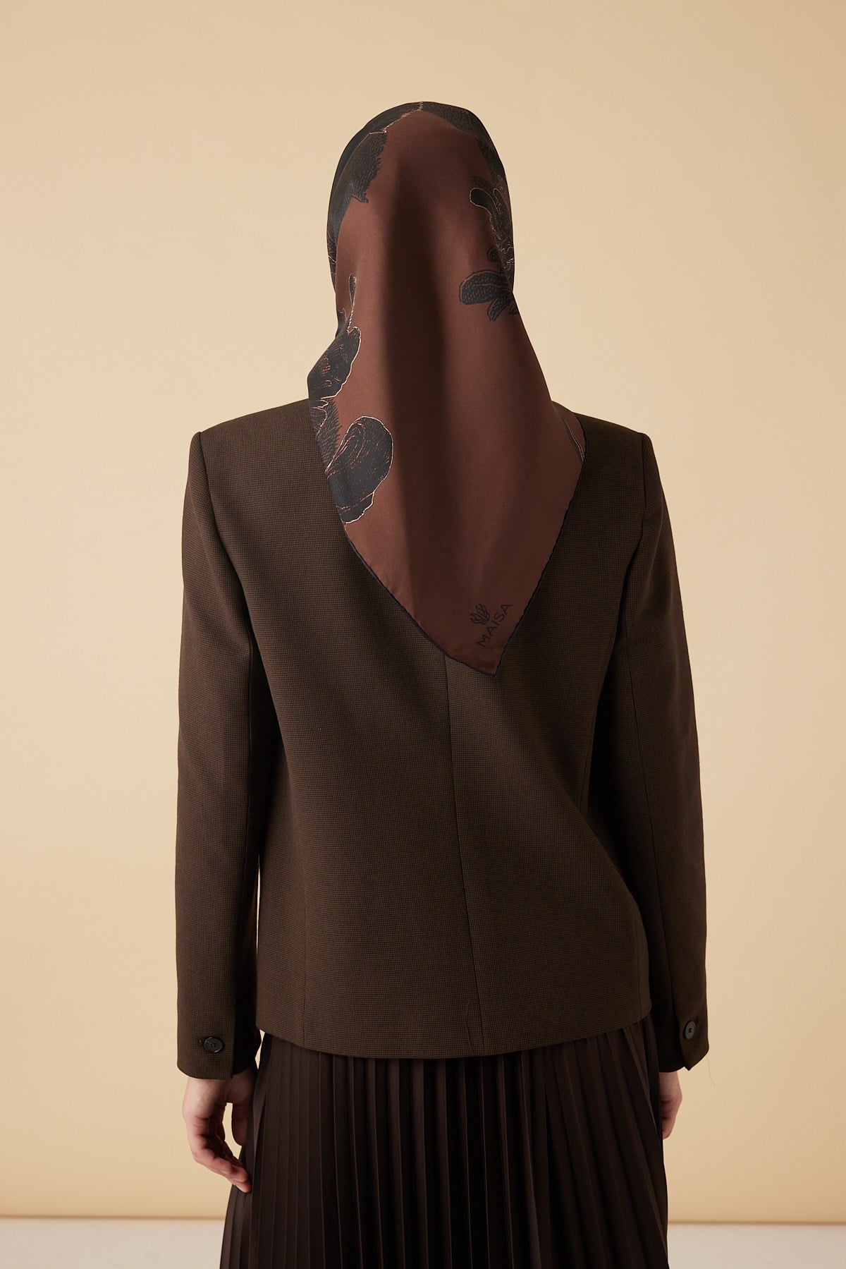 HALE TİVİL İPEK EŞARP 90*90 CM - SİYAH TABA