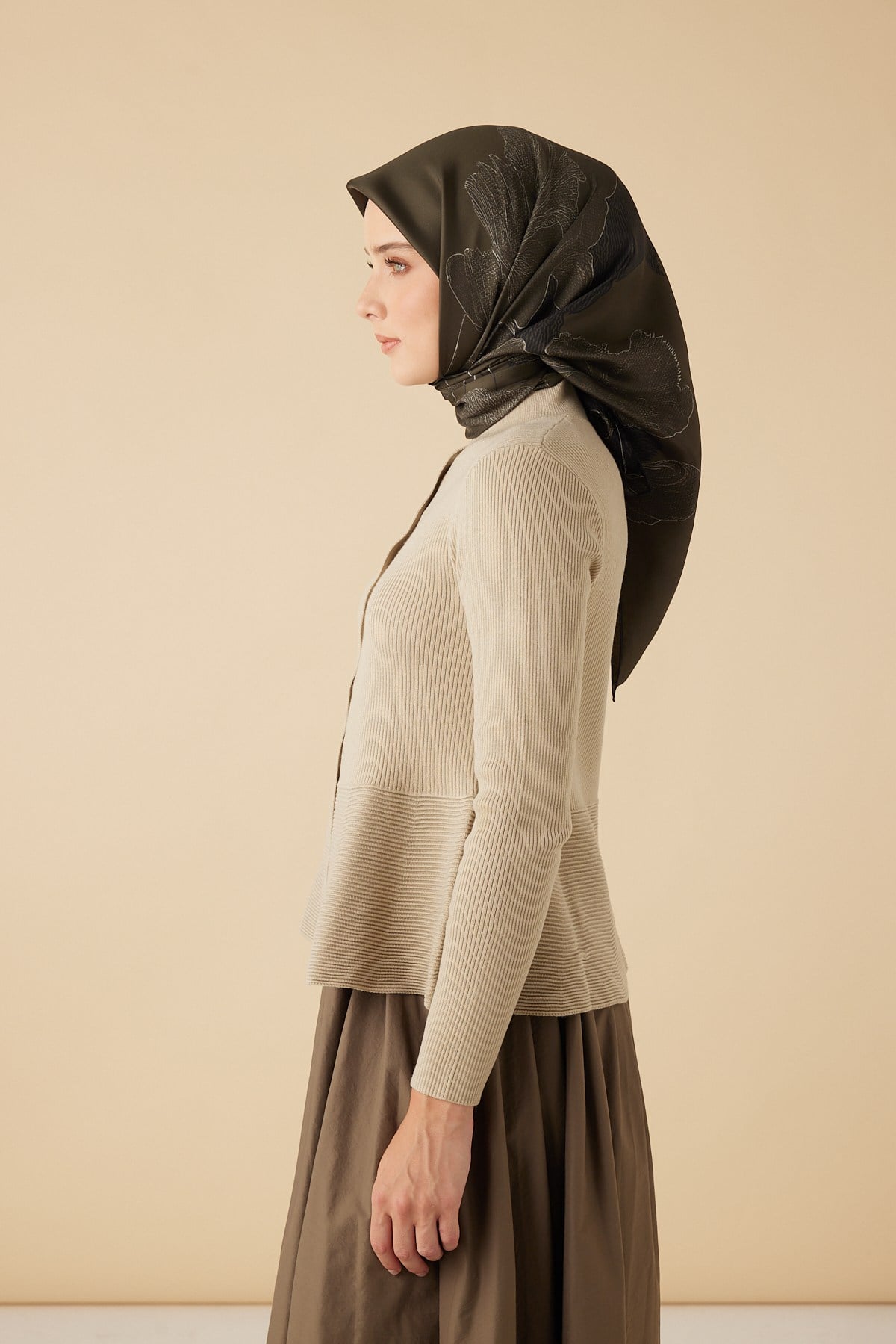 HALE TİVİL İPEK EŞARP 90*90 CM - ZEYTİN