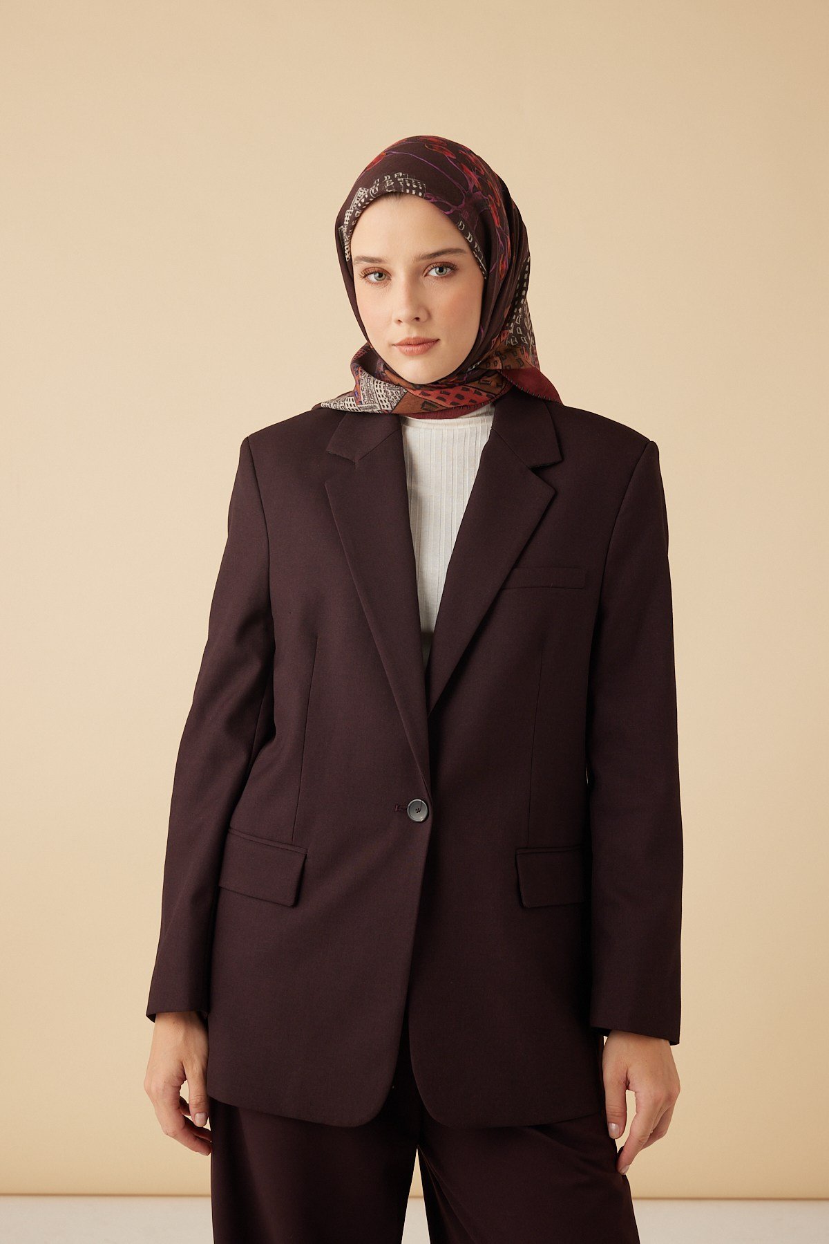 HAYAT YÜN ÜÇGEN ŞAL 140*140/2 CM - BORDO