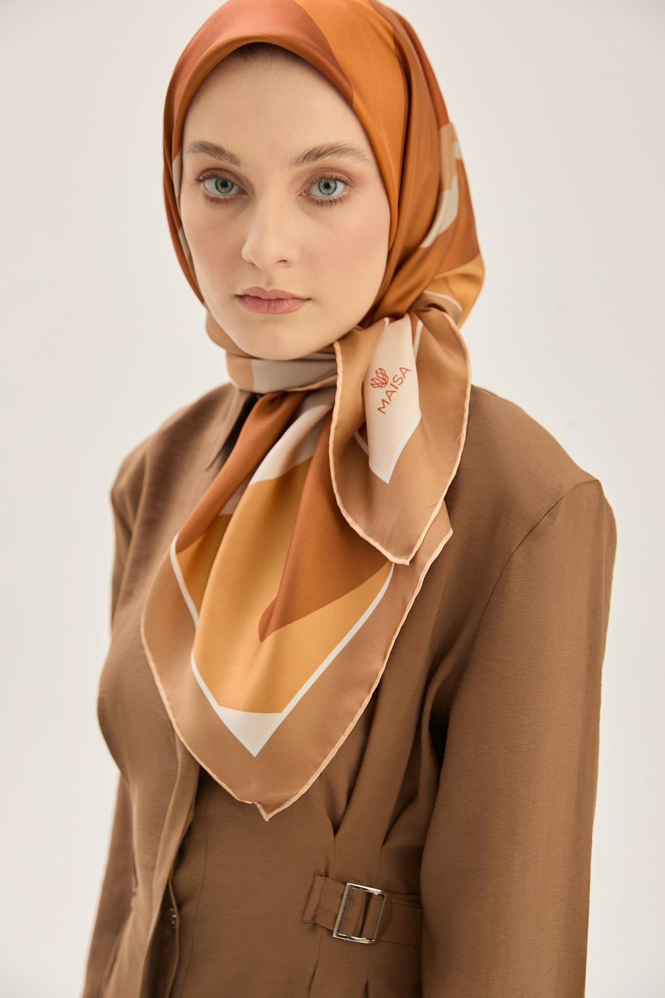 LALE TİVİL İPEK EŞARP 90*90 CM - CAMEL