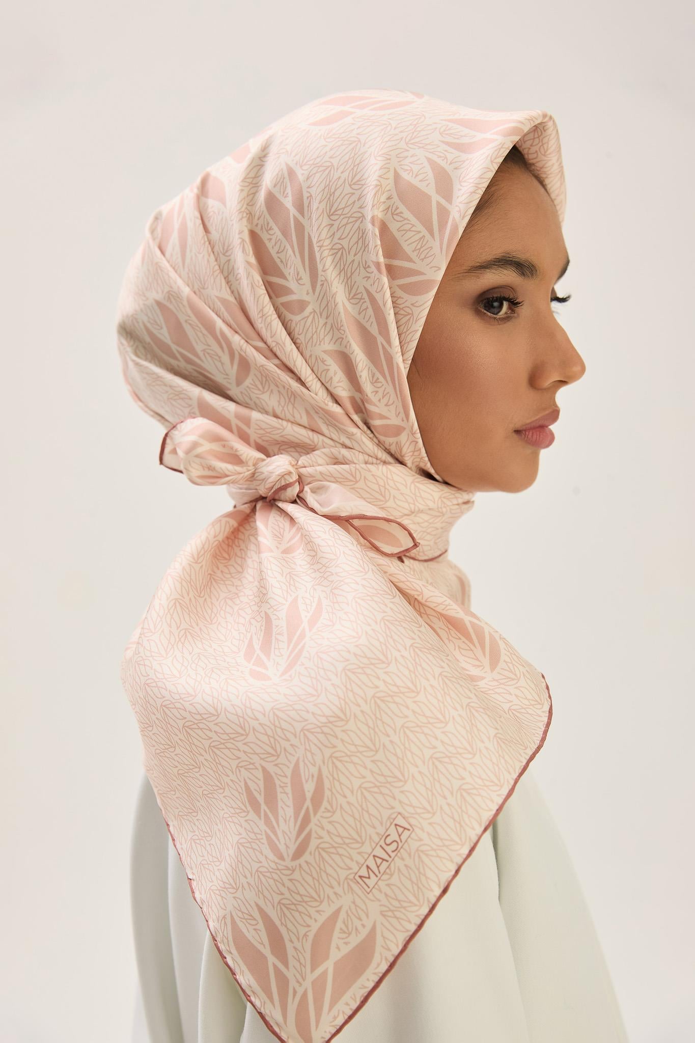 LAVİ TİVİL İPEK EŞARP 90*90 CM - TARÇIN