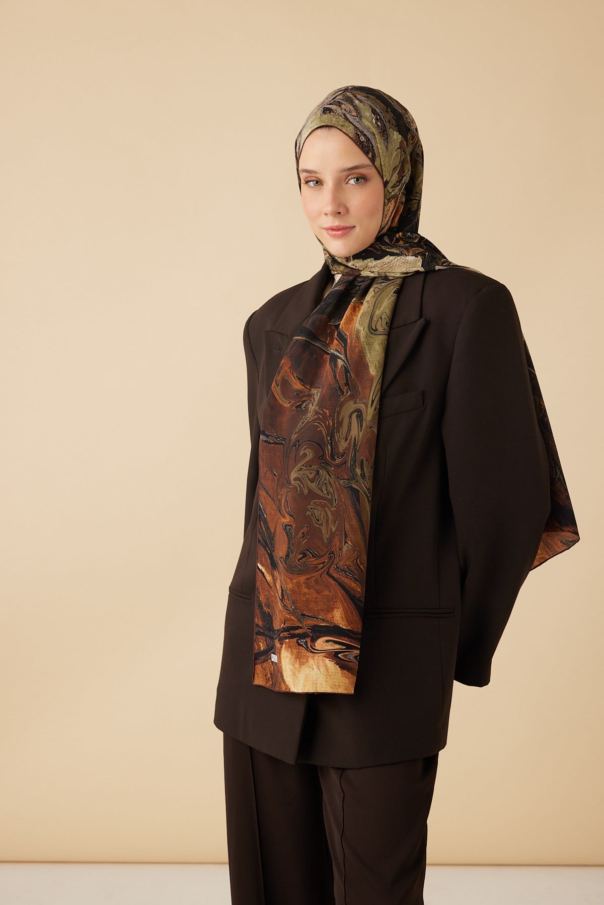 NEFES KREP İPEK ŞAL 70*190 CM - KAHVERENGİ