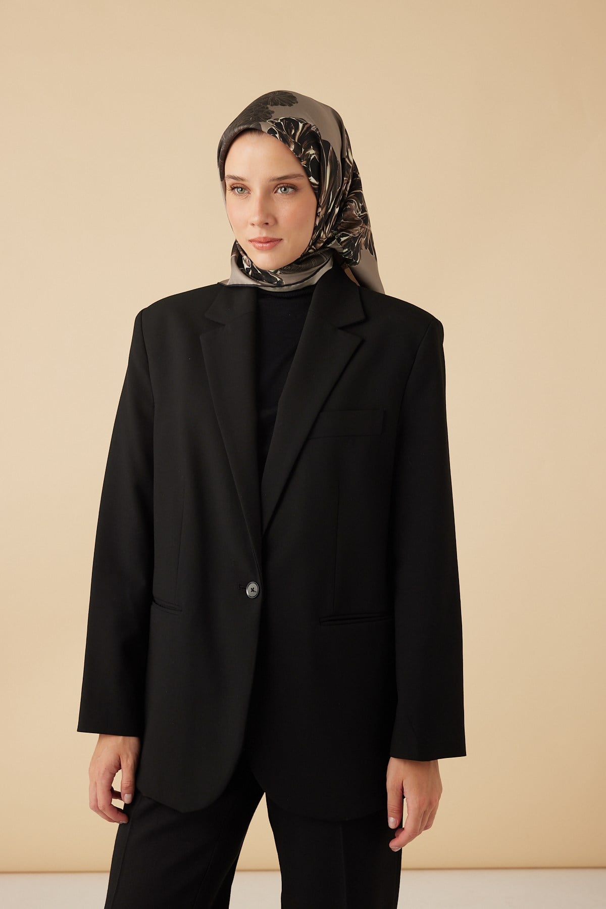 NEŞVE TİVİL İPEK EŞARP 90*90 CM - VİZON