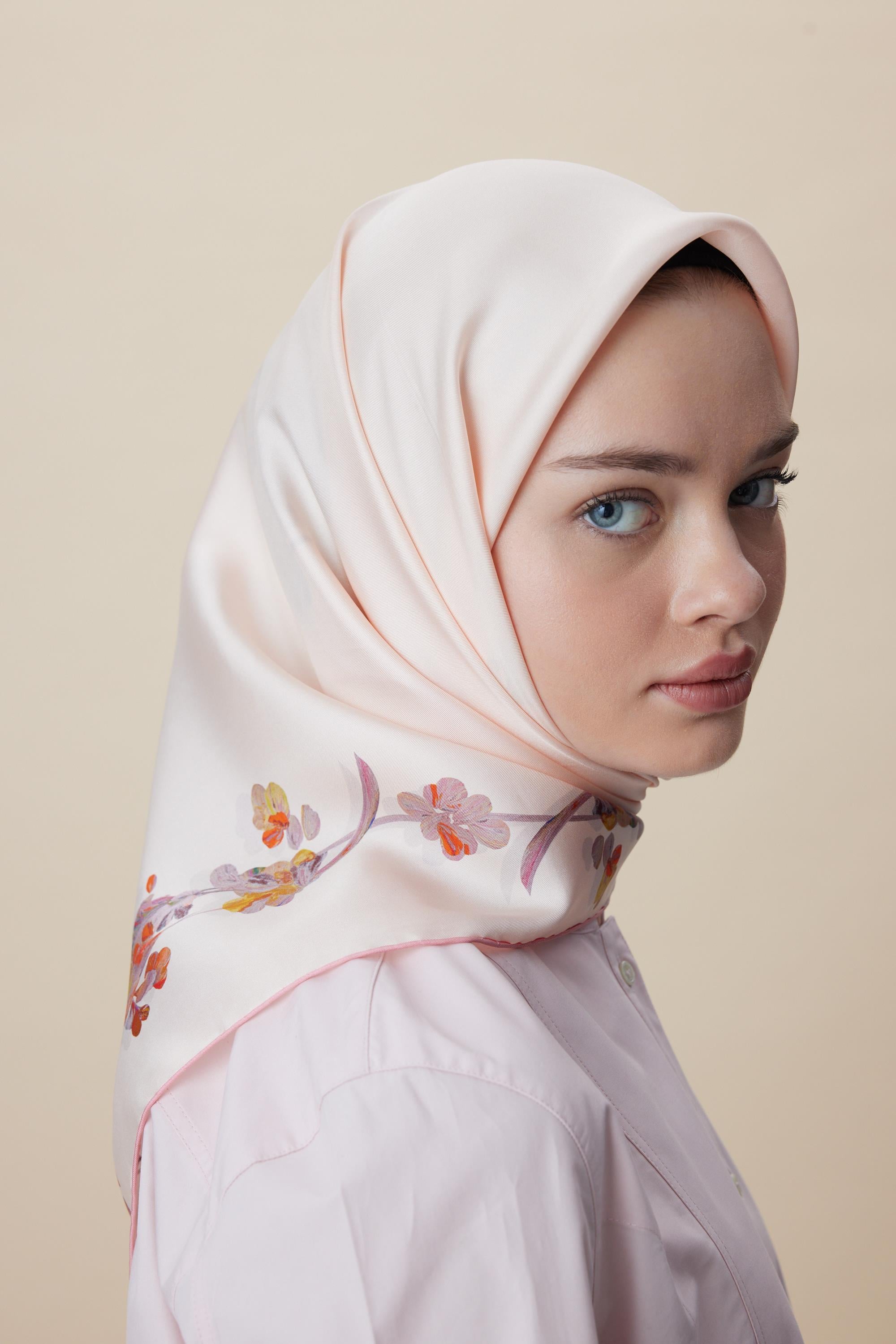 NEVA ÇİFT TARAFLI TİVİL İPEK EŞARP 90*90 CM - PEMBE