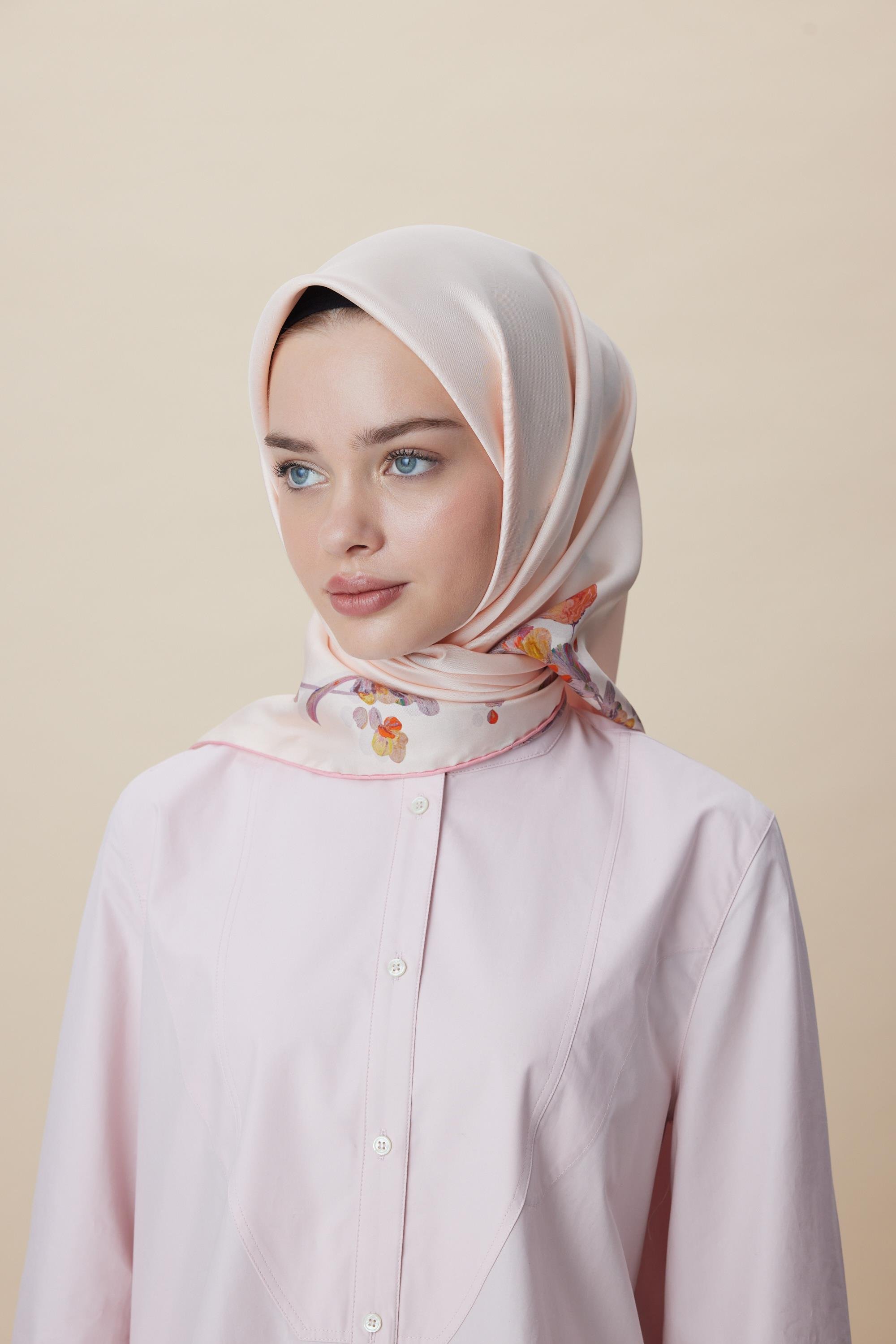 NEVA ÇİFT TARAFLI TİVİL İPEK EŞARP 90*90 CM - PEMBE