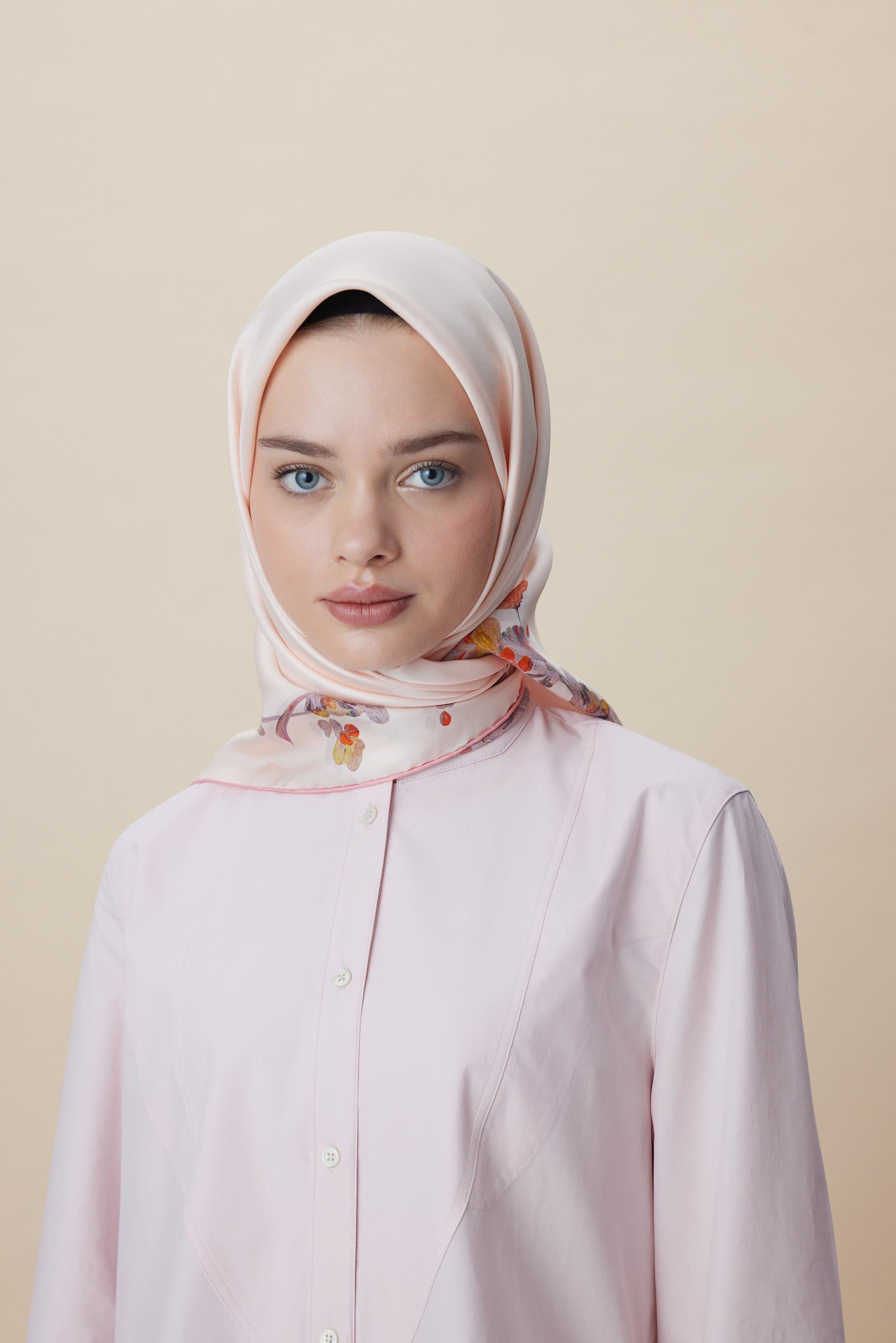 NEVA ÇİFT TARAFLI TİVİL İPEK EŞARP 90*90 CM - PEMBE