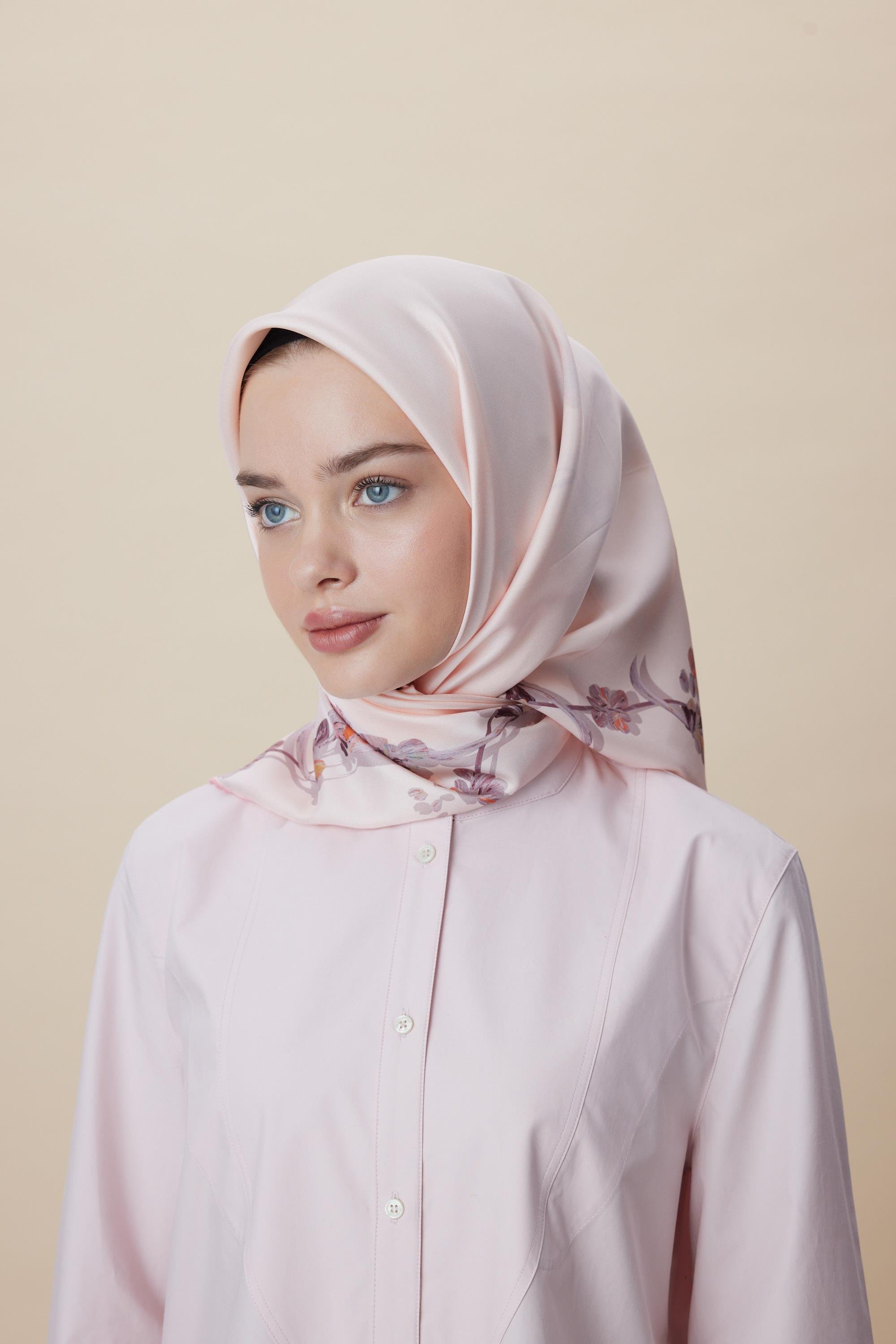 NEVA ÇİFT TARAFLI TİVİL İPEK EŞARP 90*90 CM - PEMBE