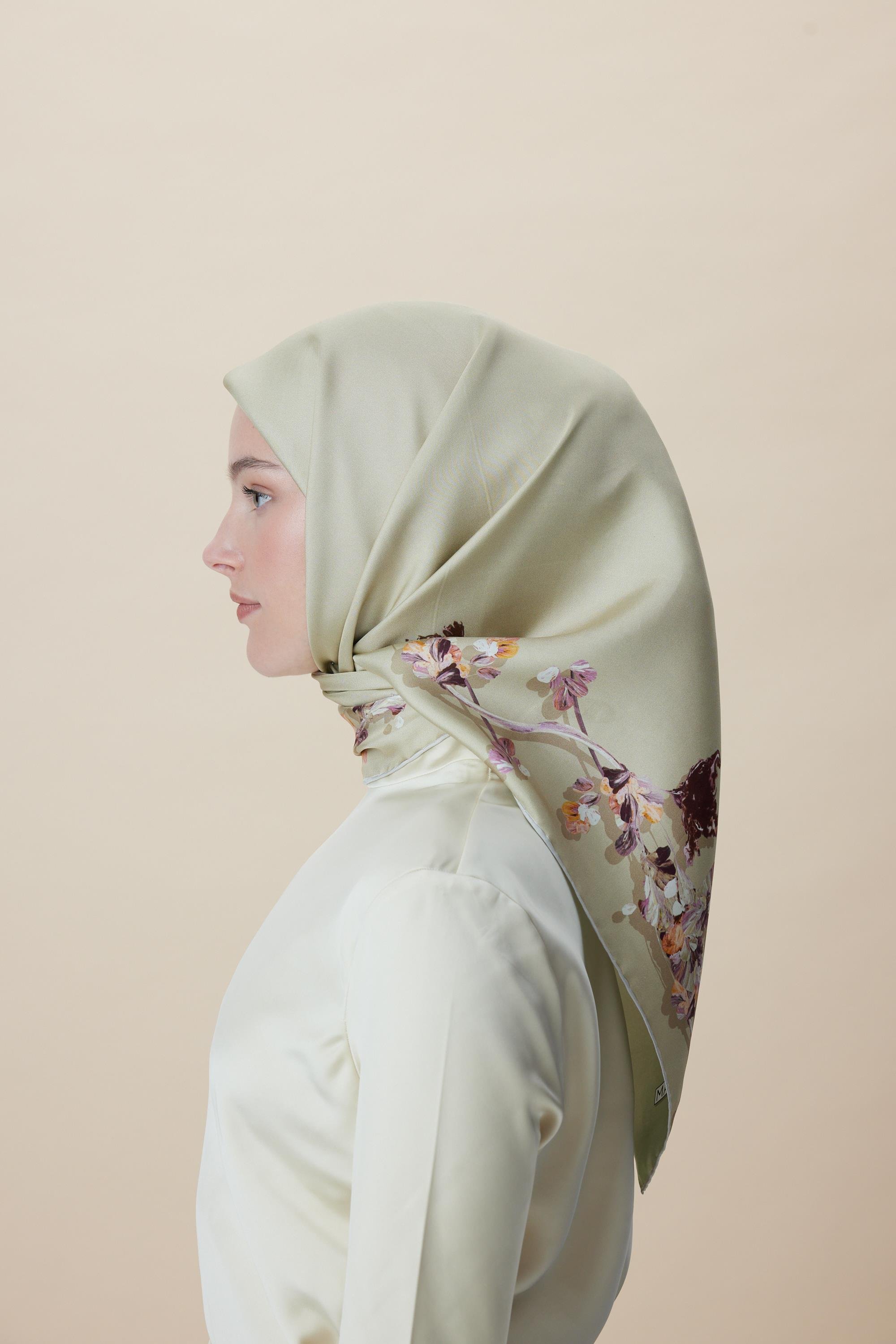 NEVA ÇİFT TARAFLI TİVİL İPEK EŞARP 90*90 CM - KREM