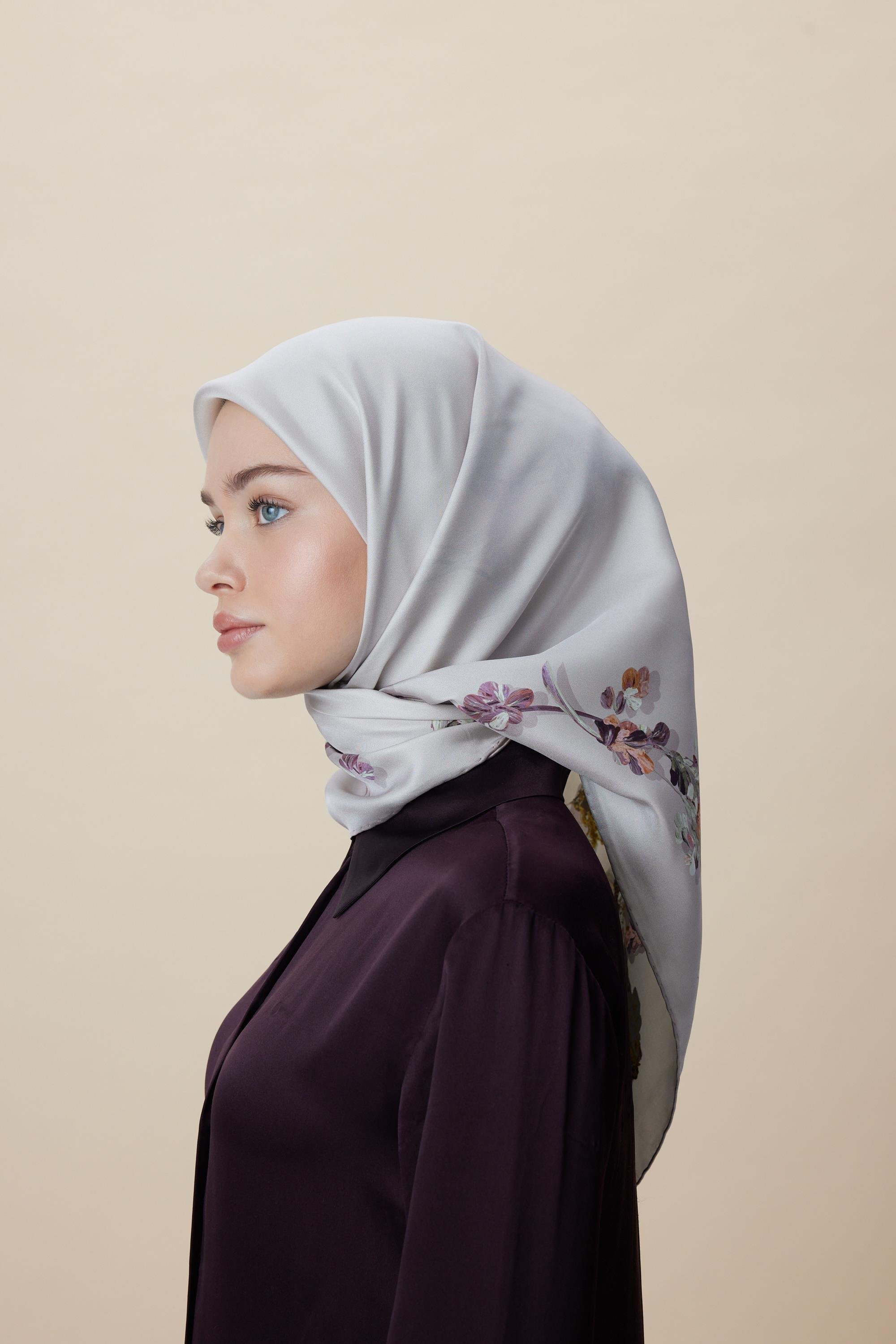 NEVA ÇİFT TARAFLI TİVİL İPEK EŞARP 90*90 CM - KREM PUDRA PEMBE