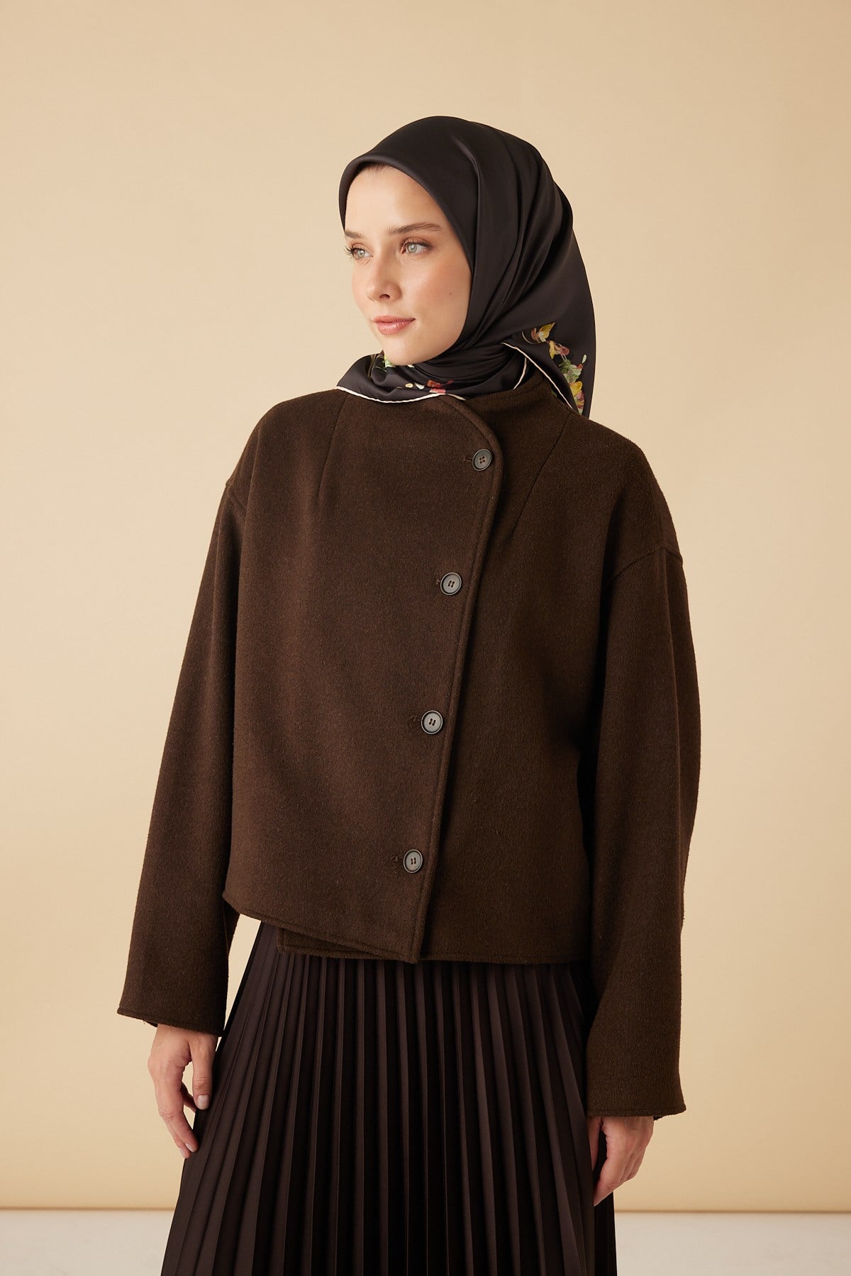 NEVA TİVİL İPEK EŞARP 90*90 CM - KAHVERENGİ