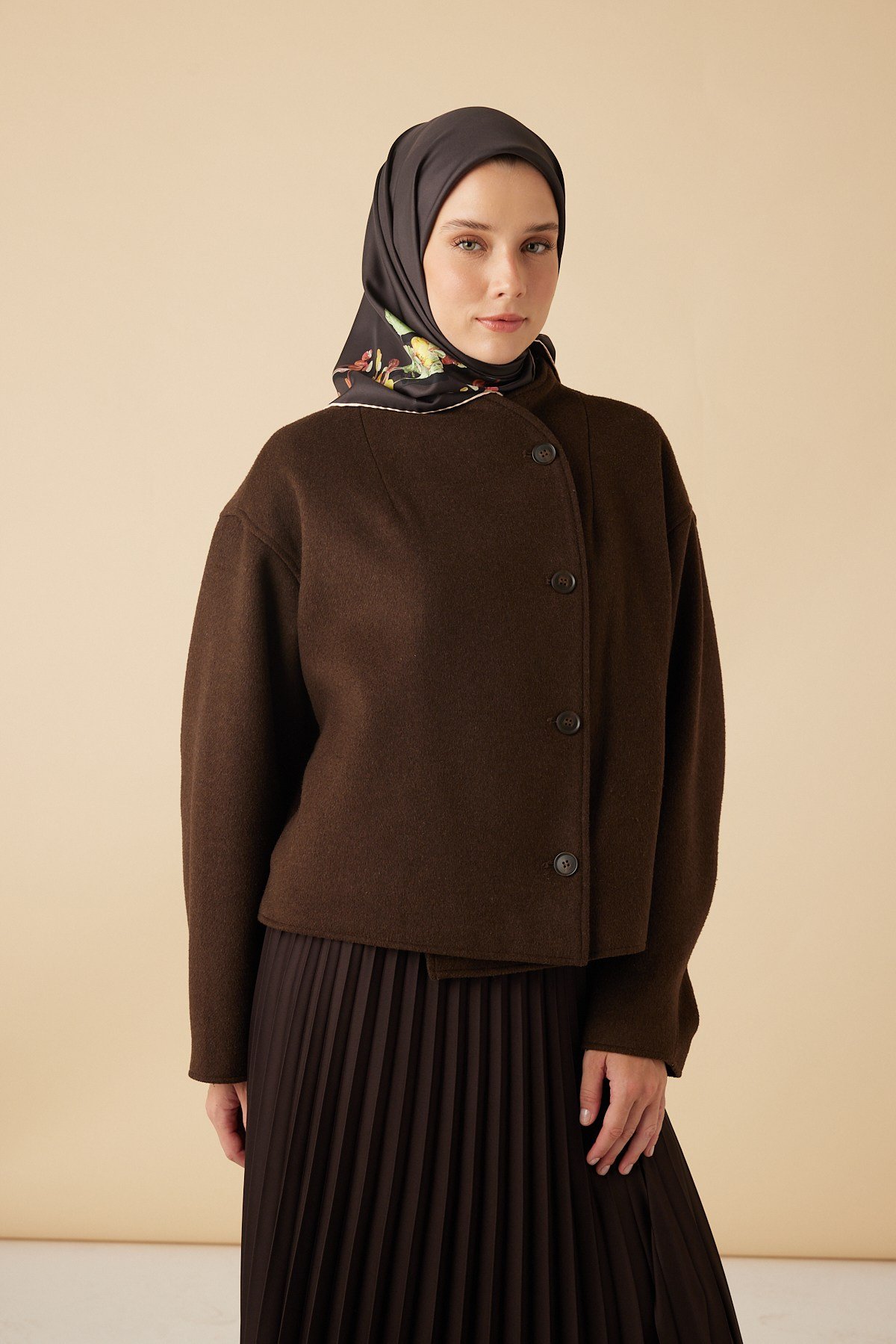 NEVA TİVİL İPEK EŞARP 90*90 CM - KAHVERENGİ