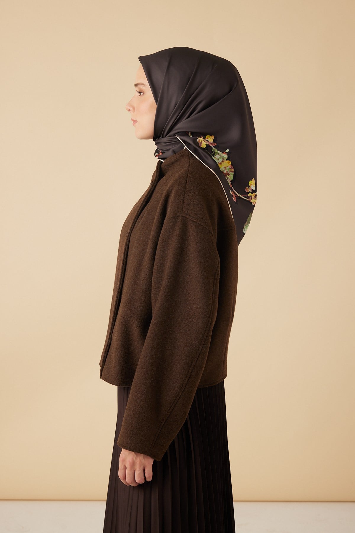NEVA TİVİL İPEK EŞARP 90*90 CM - KAHVERENGİ