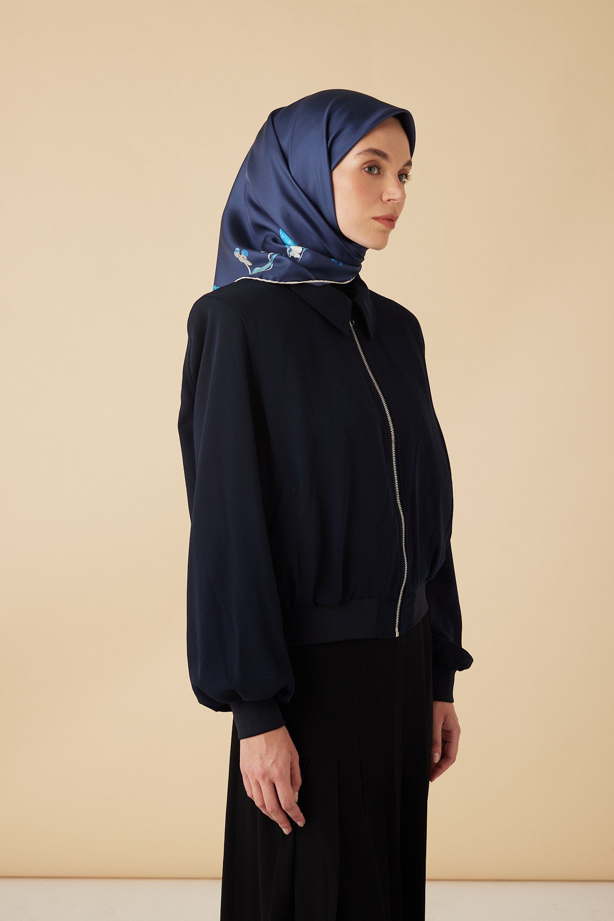 NEVA TİVİL İPEK EŞARP 90*90 CM - LACİVERT