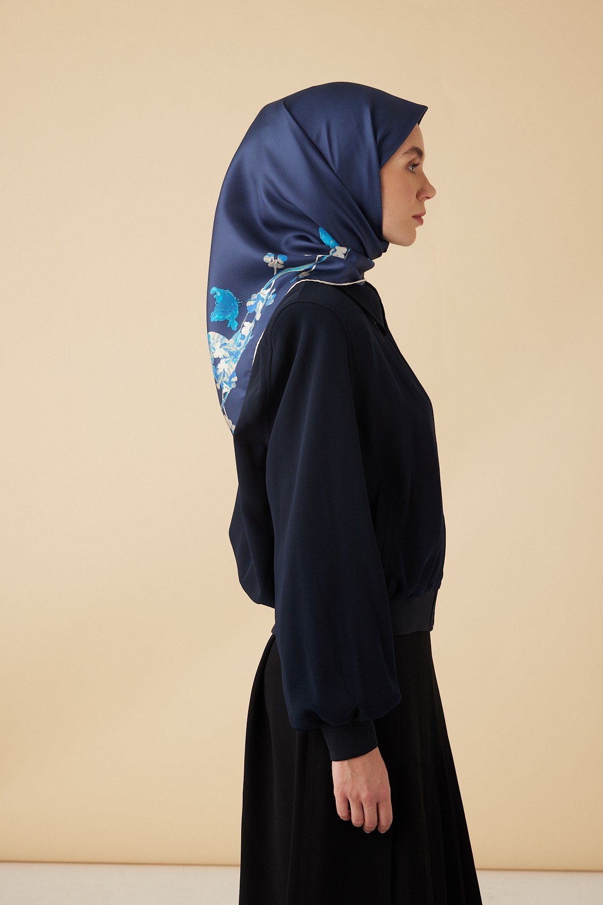 NEVA TİVİL İPEK EŞARP 90*90 CM - LACİVERT