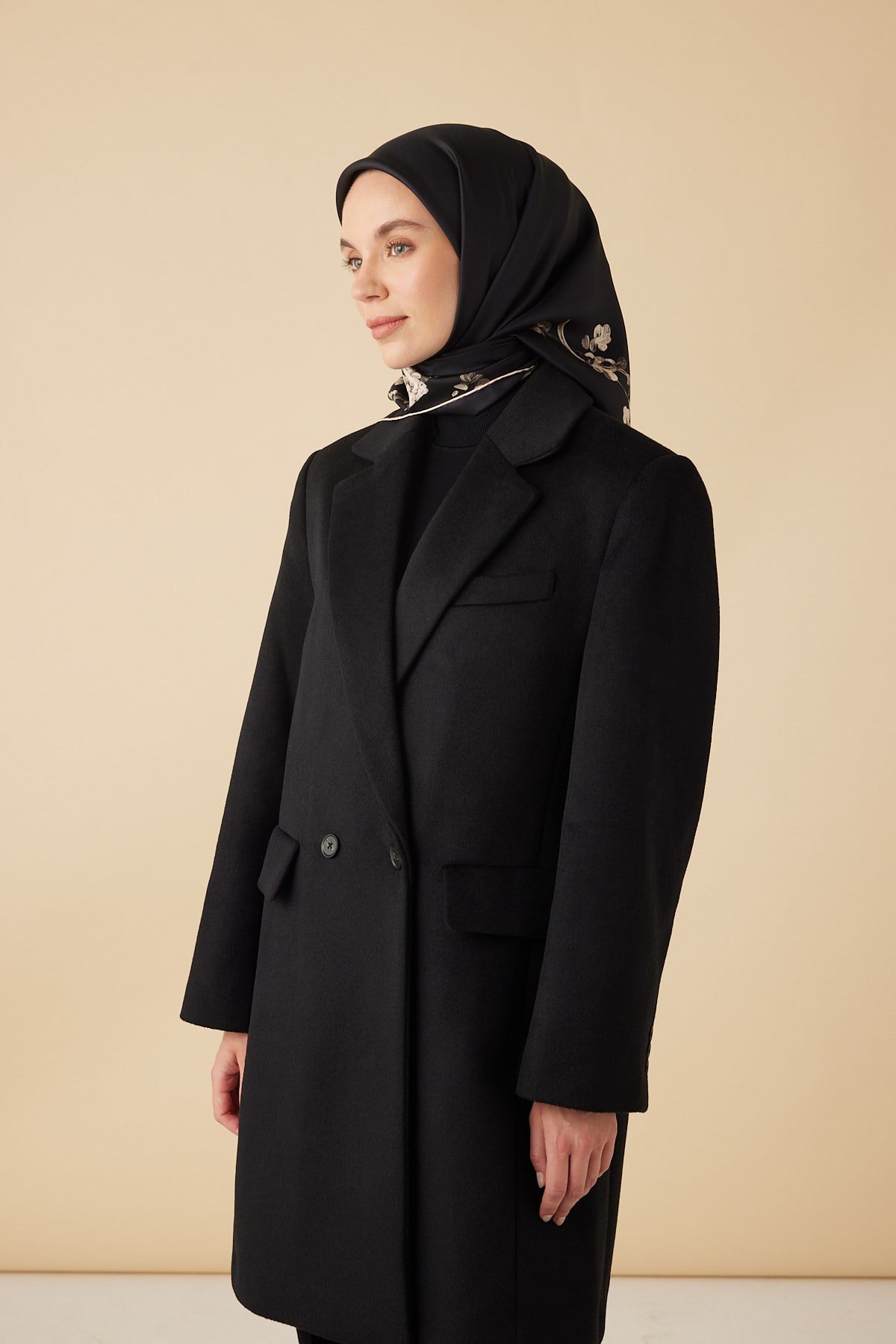 NEVA TİVİL İPEK EŞARP 90*90 CM - SİYAH BEJ