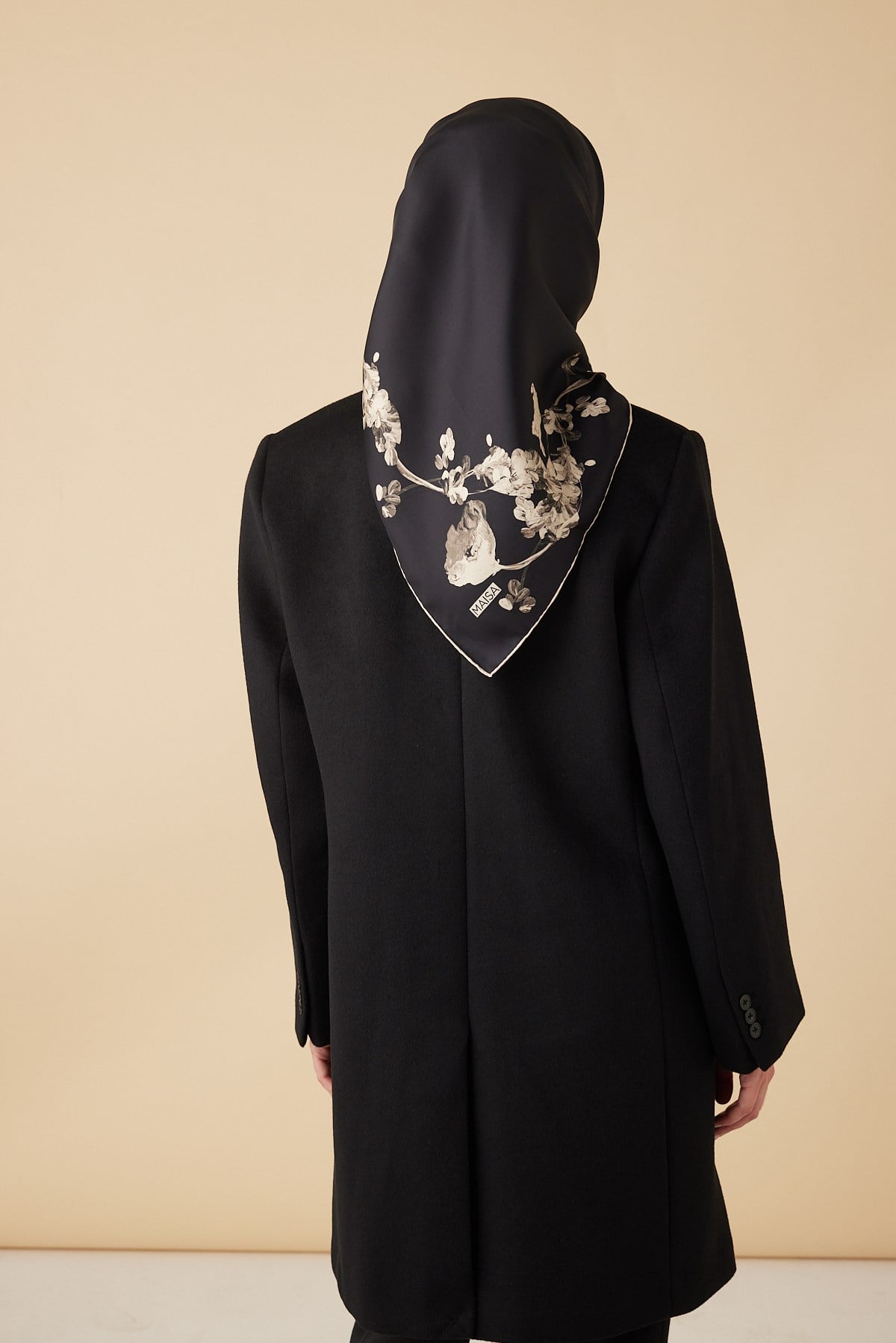 NEVA TİVİL İPEK EŞARP 90*90 CM - SİYAH BEJ