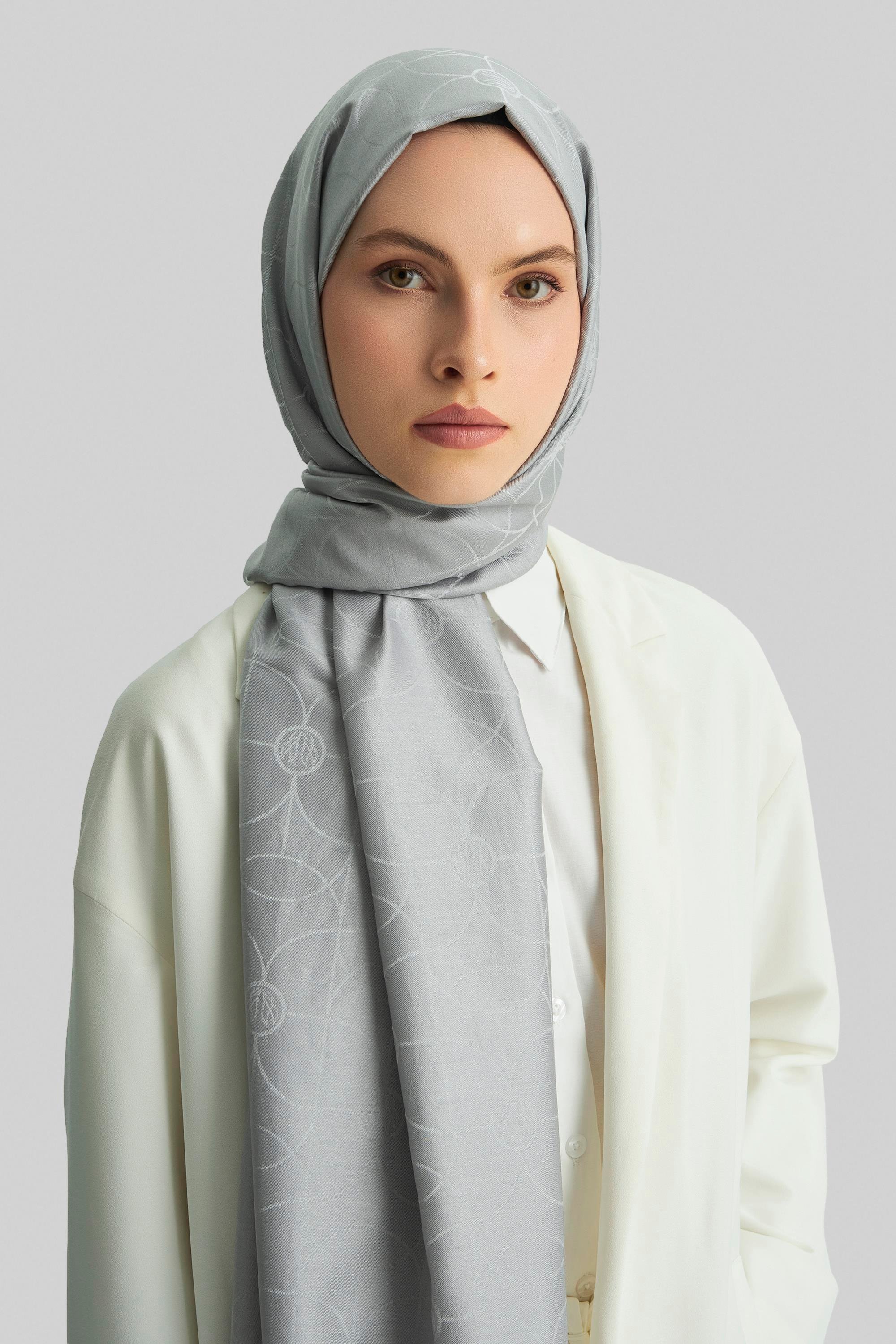 RİND%100 İPEK JAKARLI ŞAL-AÇIK GRİ