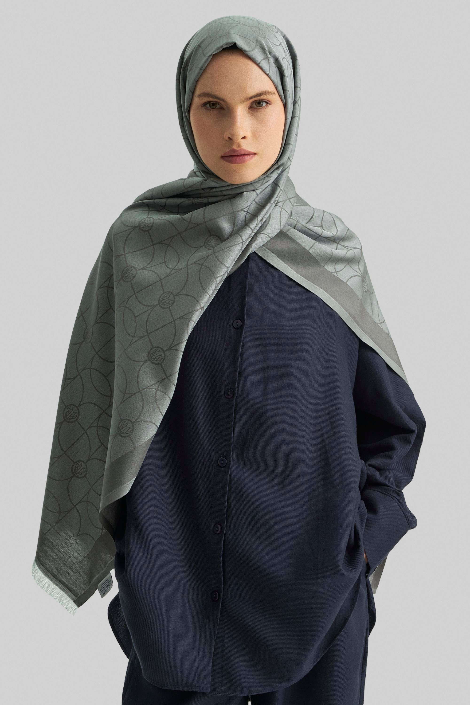 RİND%100 İPEK JAKARLI ŞAL-KOYU GRİ