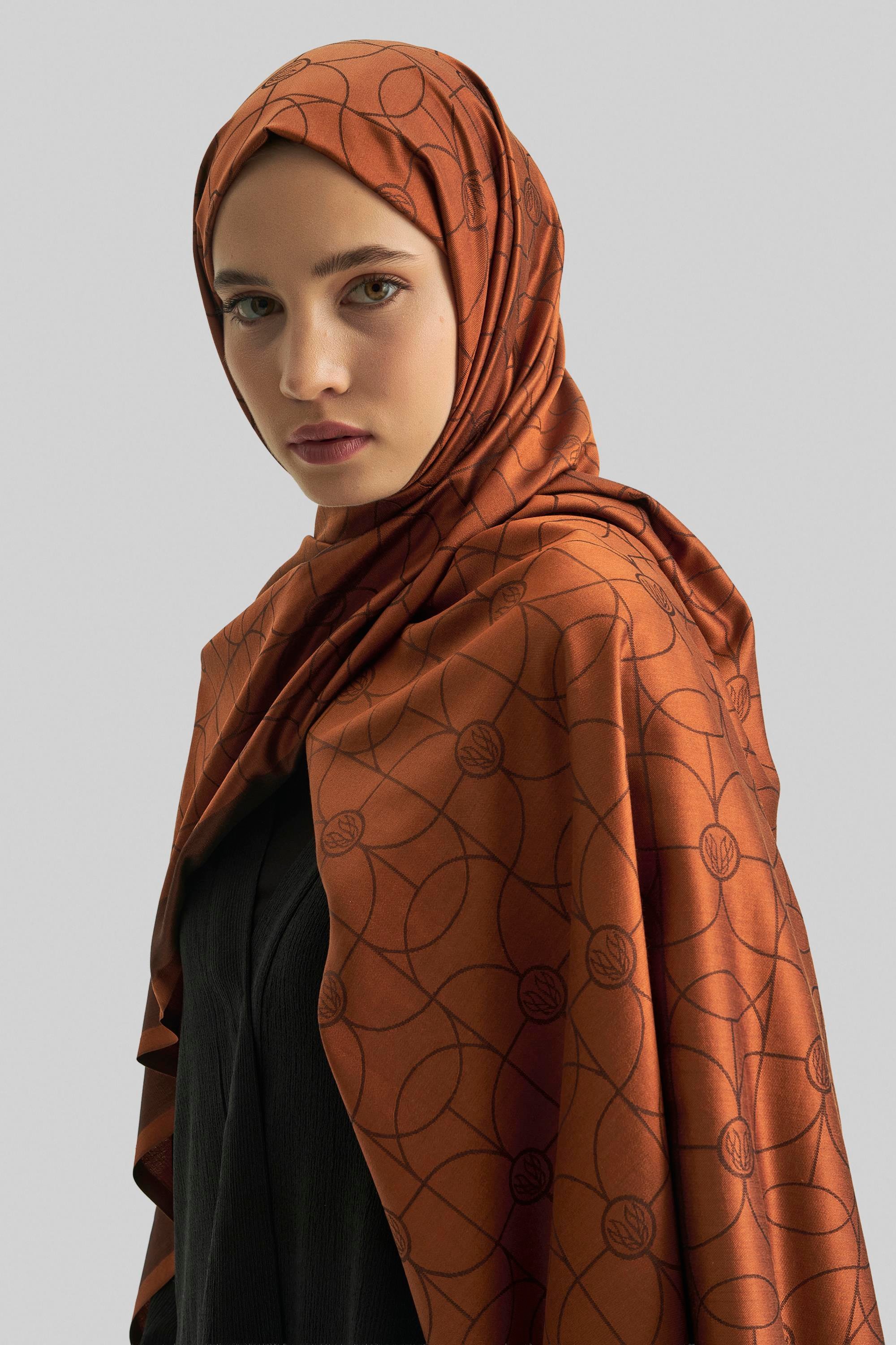 RİND%100 İPEK JAKARLI ŞAL-TARÇIN