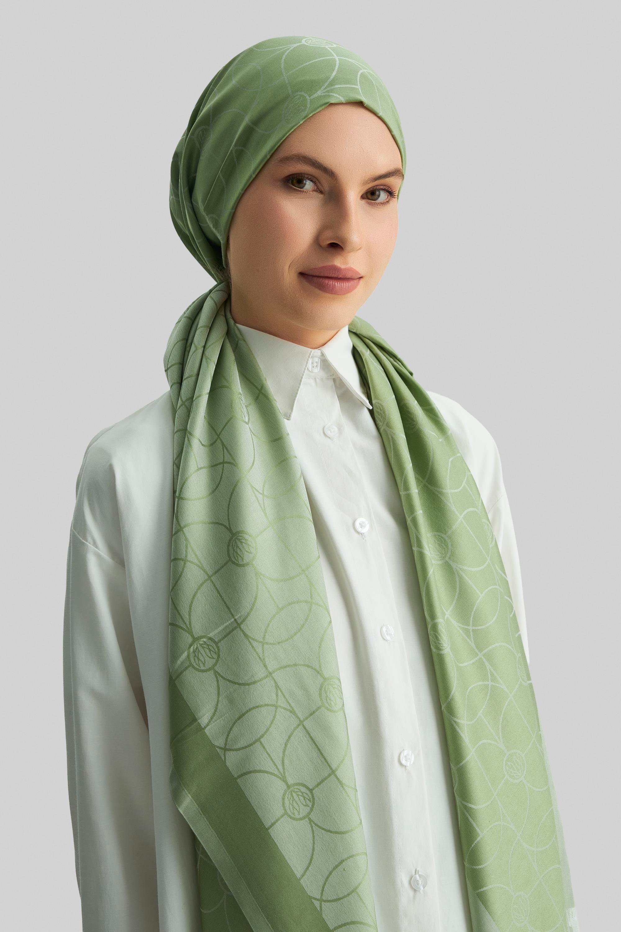 RİND%100 İPEK JAKARLI ŞAL-YEŞİL
