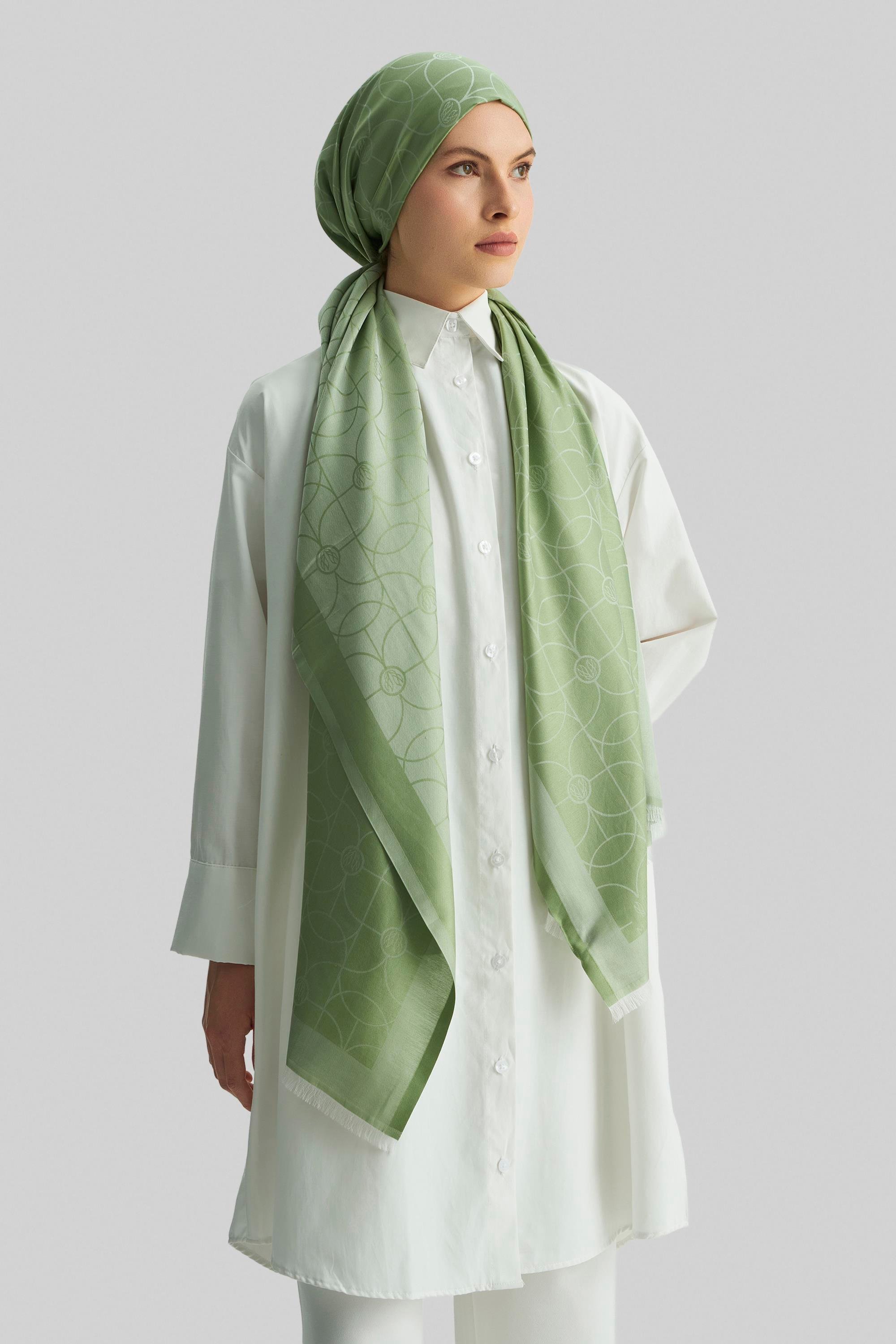 RİND%100 İPEK JAKARLI ŞAL-YEŞİL