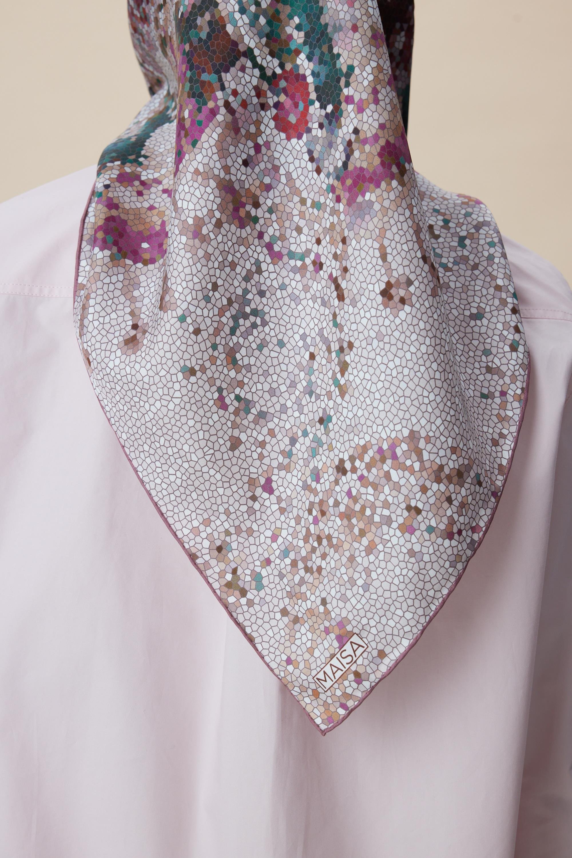 SU MASALI ÇİFT TARAFLI TİVİL İPEK EŞARP 90*90 CM - PUDRA PEMBE