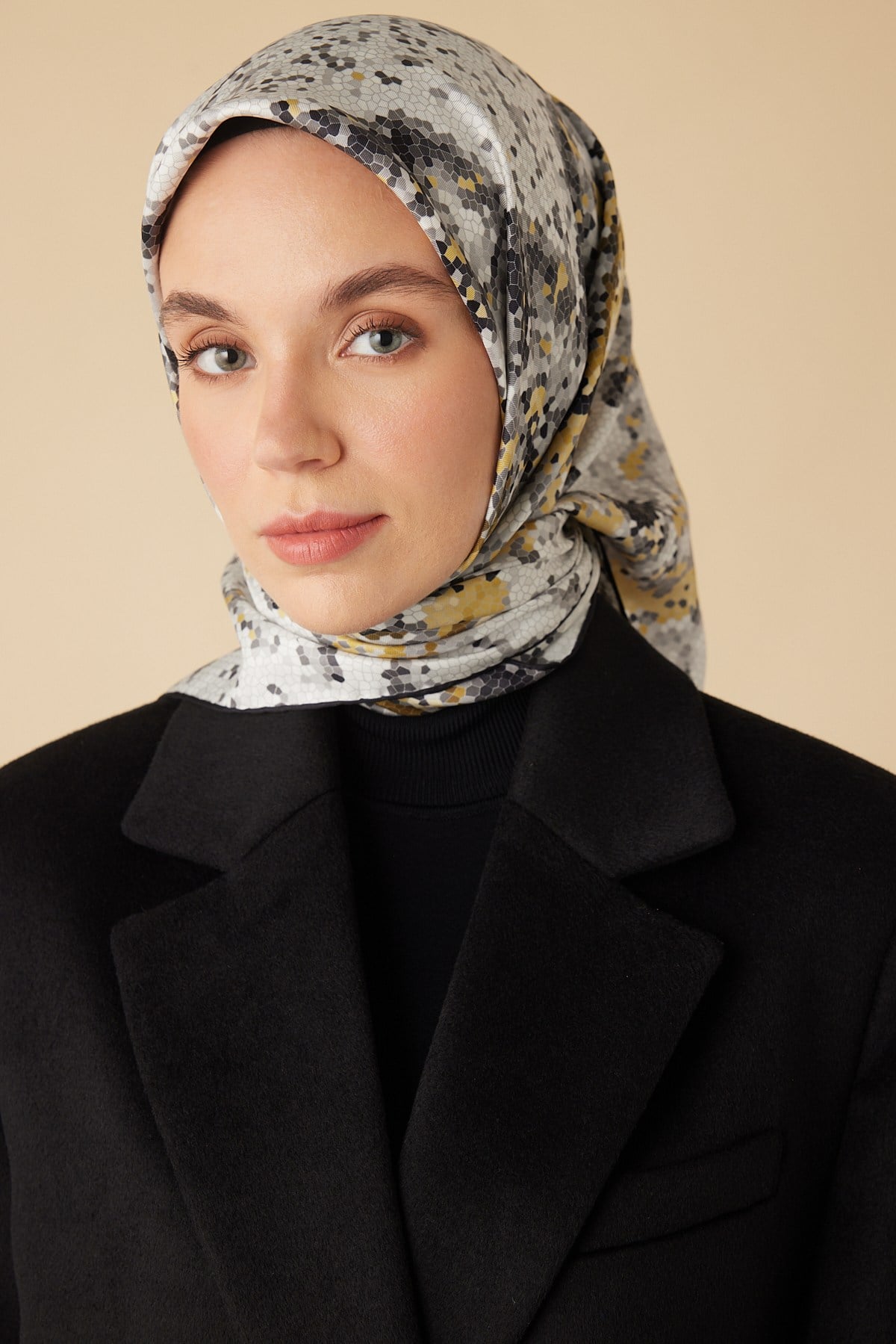 SU MASALI TİVİL İPEK EŞARP 90*90 CM - GRİ