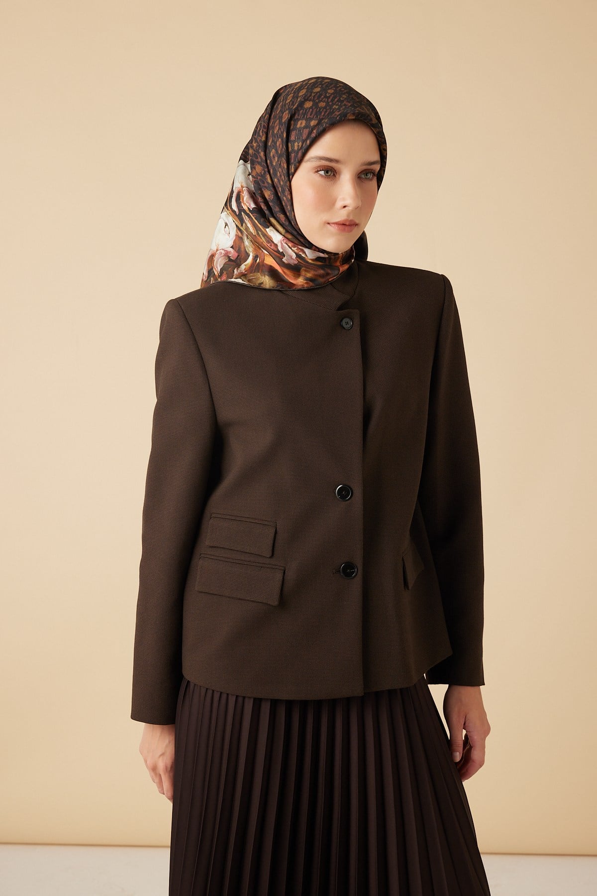 SUSEN TİVİL İPEK EŞARP 90*90 CM - KAHVERENGİ